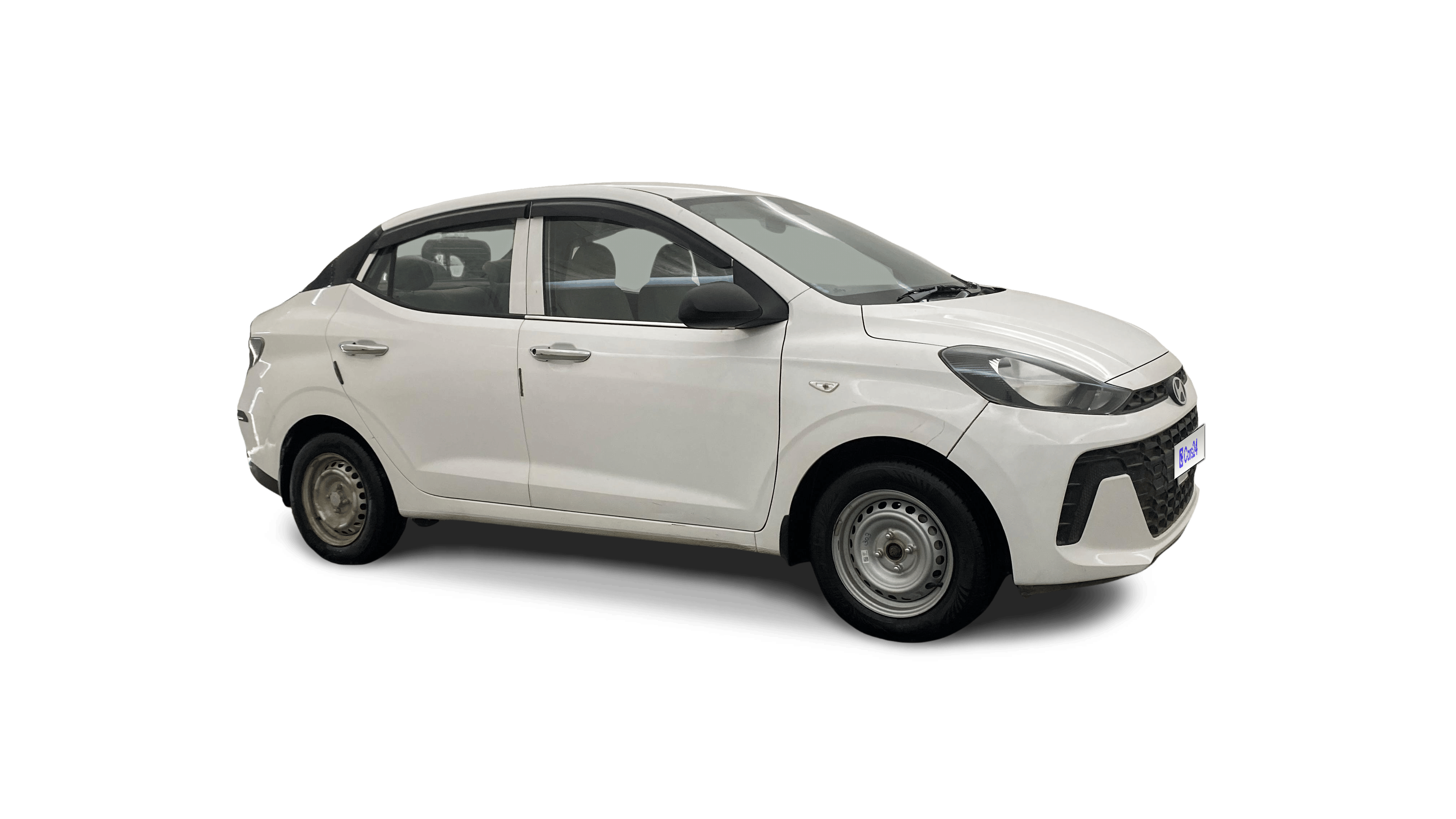 2025 Hyundai AURA - Sedan - CNG - Manual - ₹6.09 lakh