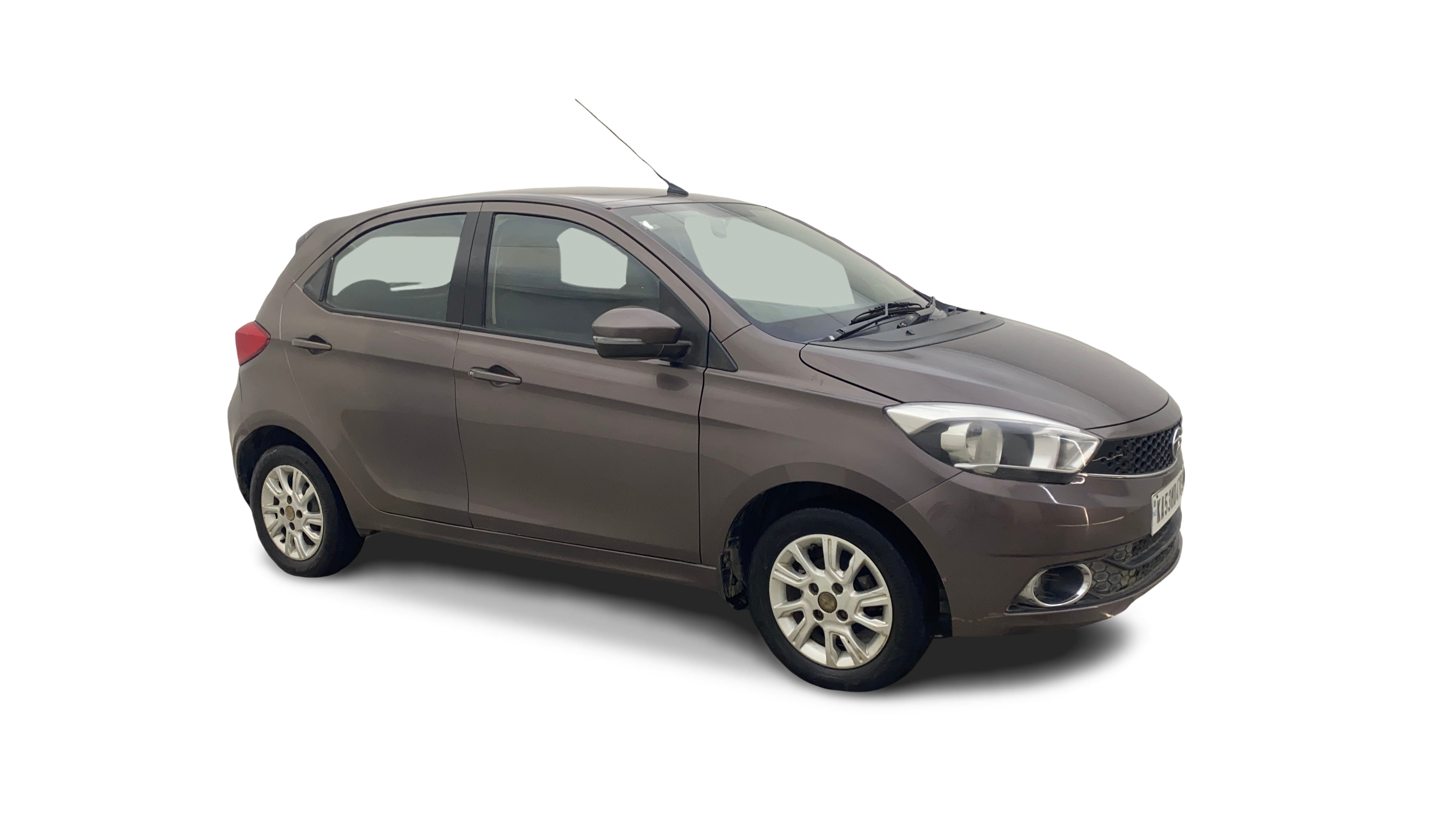 Tata Tiago-img