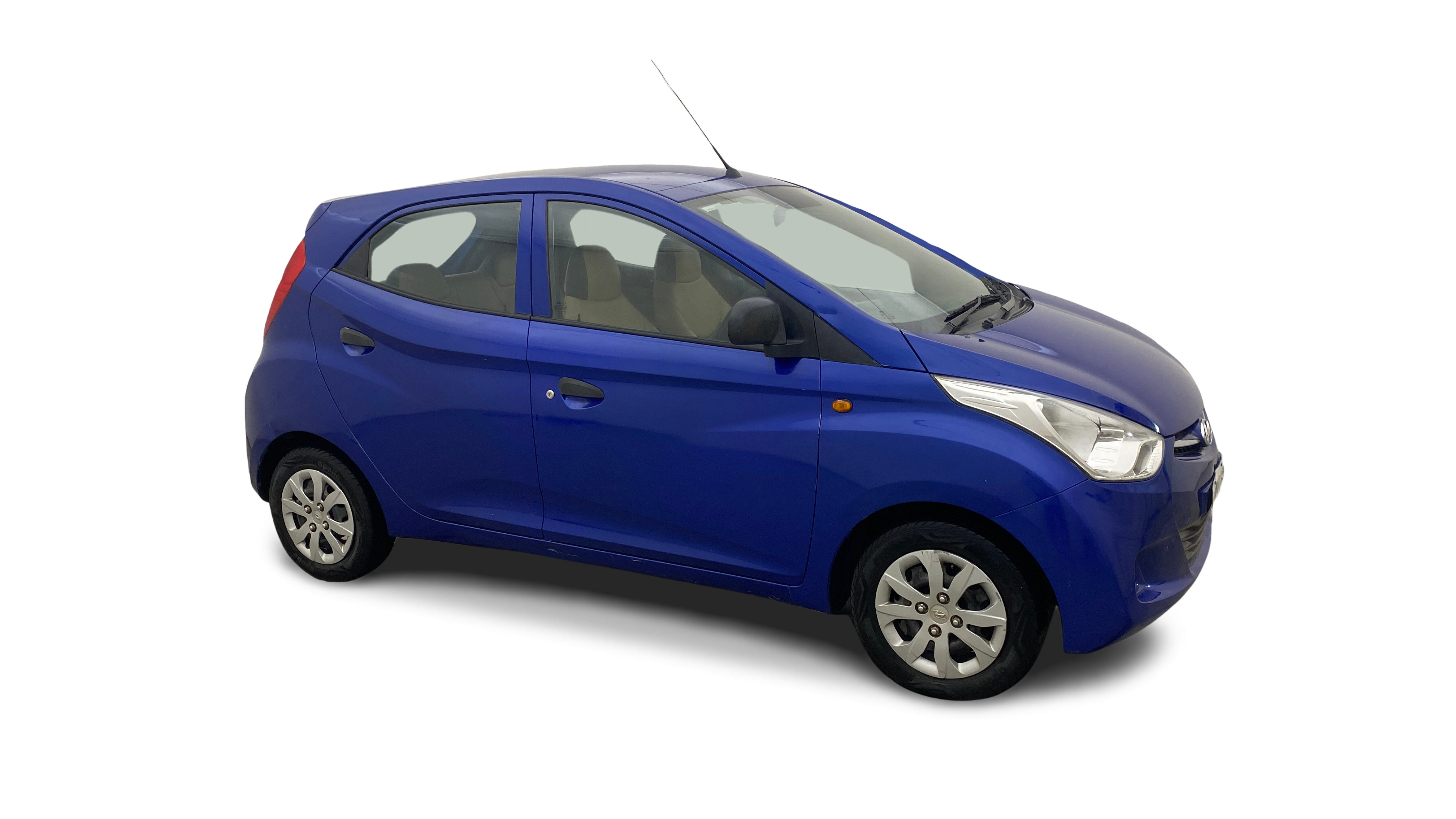 2015 Hyundai Eon - Hatchback - Petrol - Manual - ₹2.42 lakh