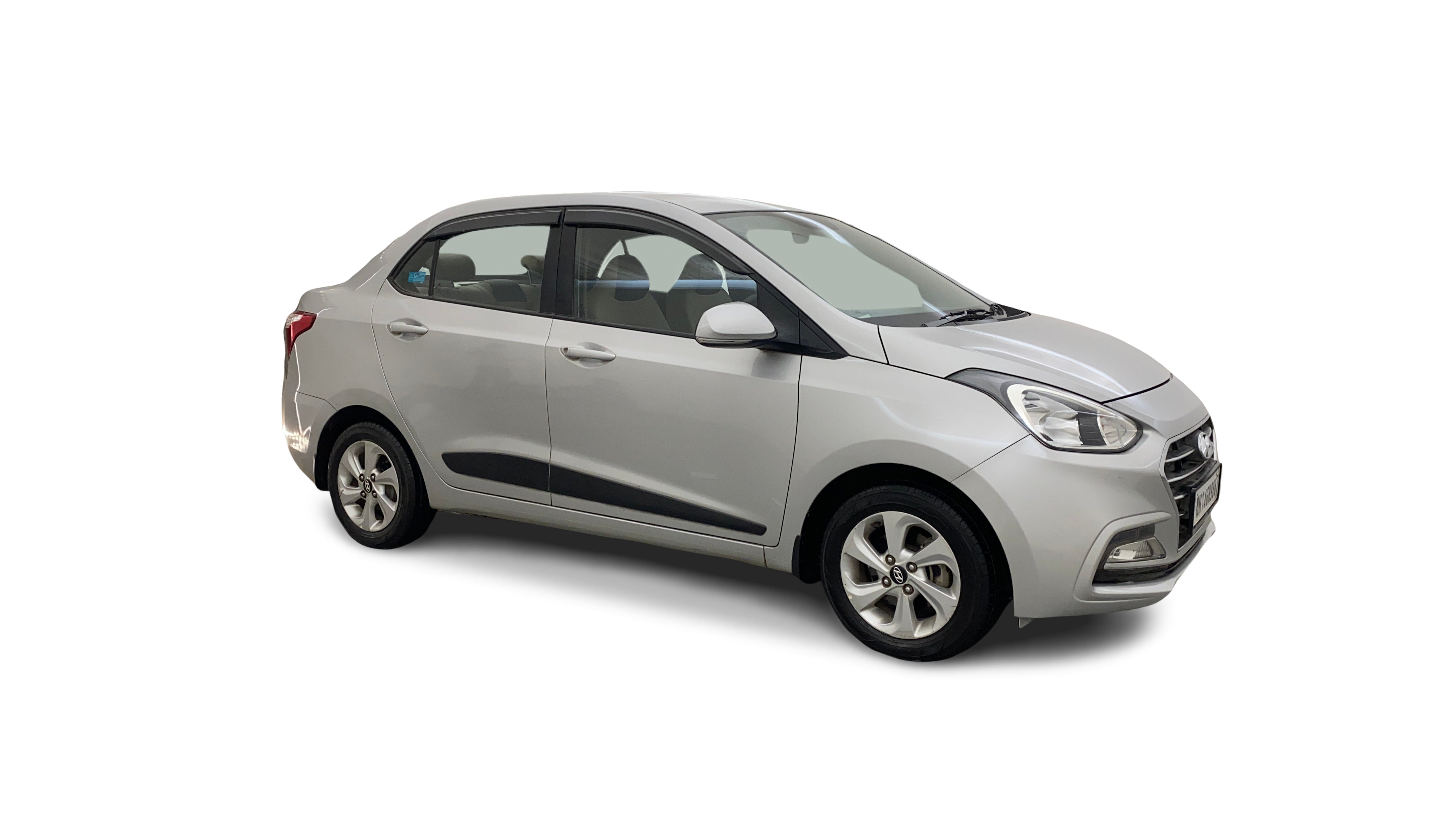 Hyundai Xcent-img