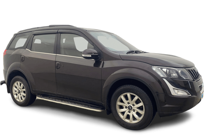 Mahindra XUV500-img