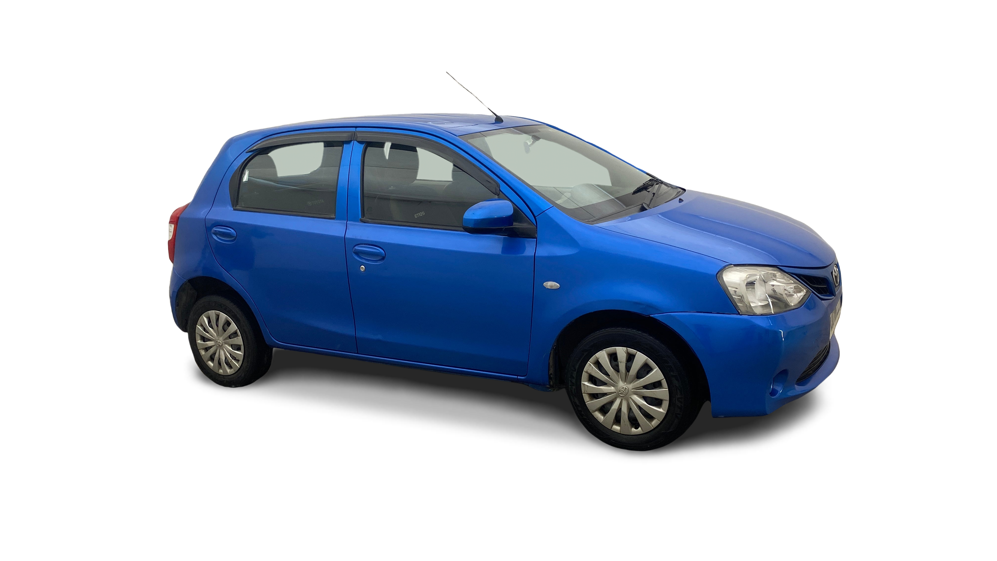 2015 Toyota Etios Liva - Hatchback - Petrol - Manual - ₹3.95 lakh