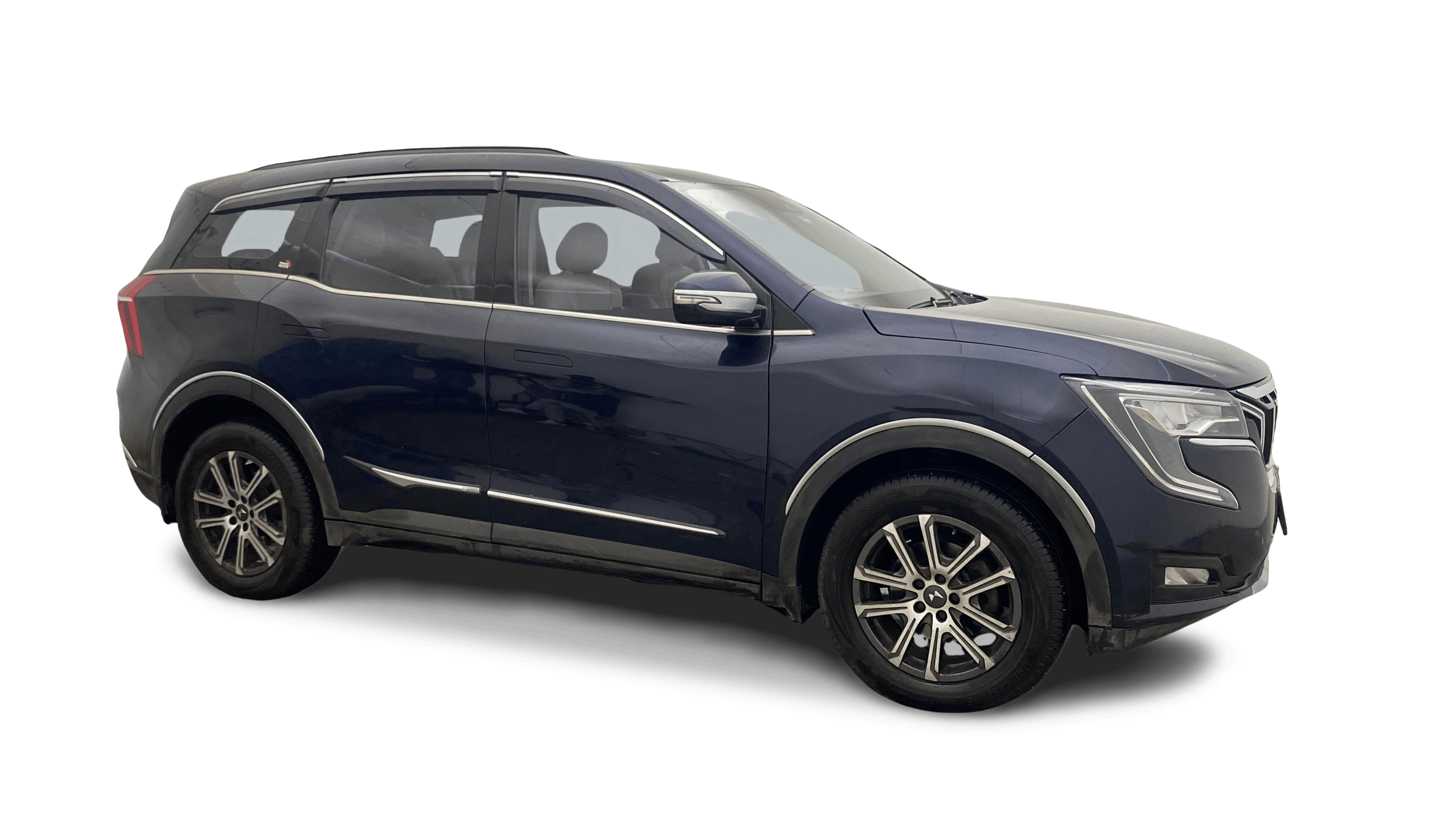 2023 Mahindra XUV700 - SUV - Diesel - Automatic - ₹17.91 lakh