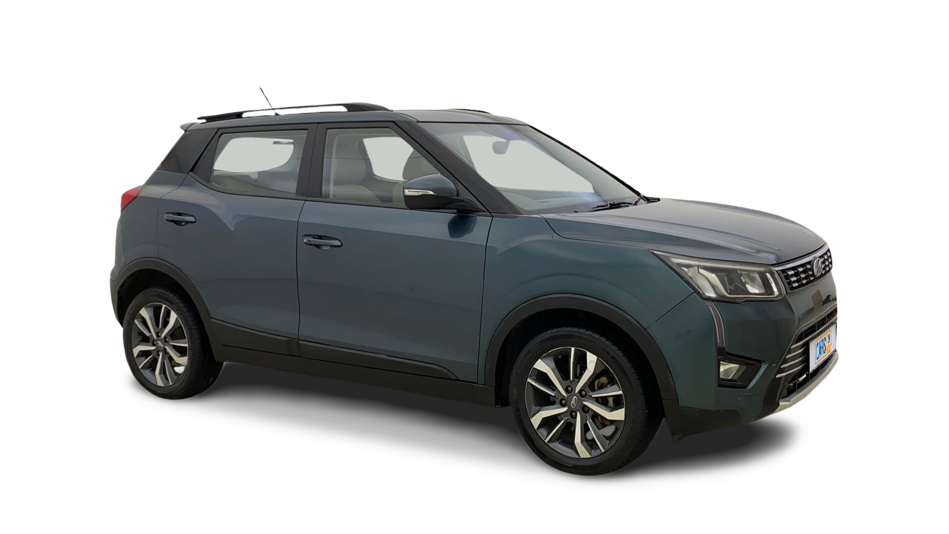 2021 Mahindra XUV300 - SUV - Diesel - Automatic - ₹7.96 lakh