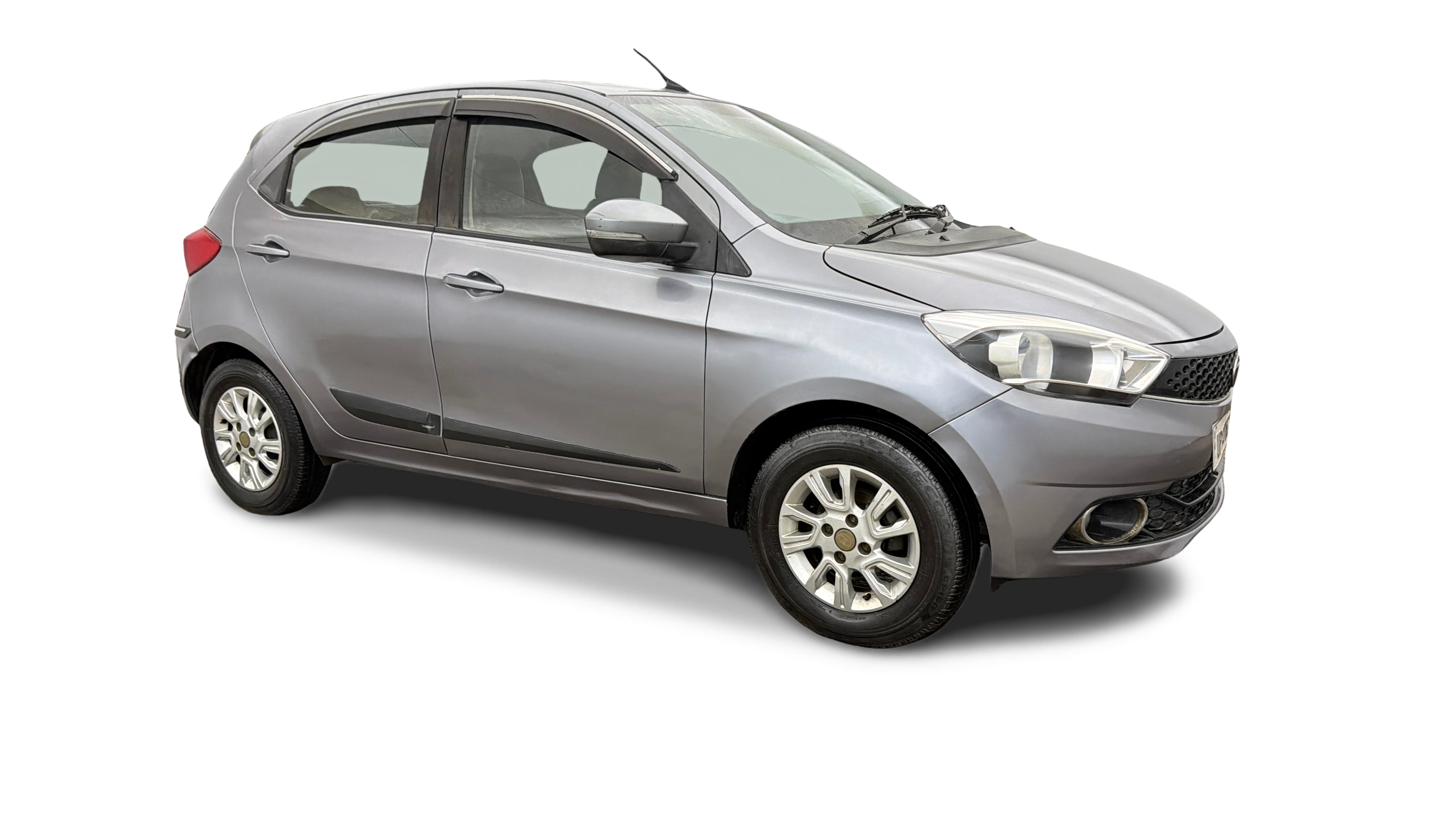 2018 Tata Tiago - Hatchback - Petrol - Automatic - ₹3.32 lakh