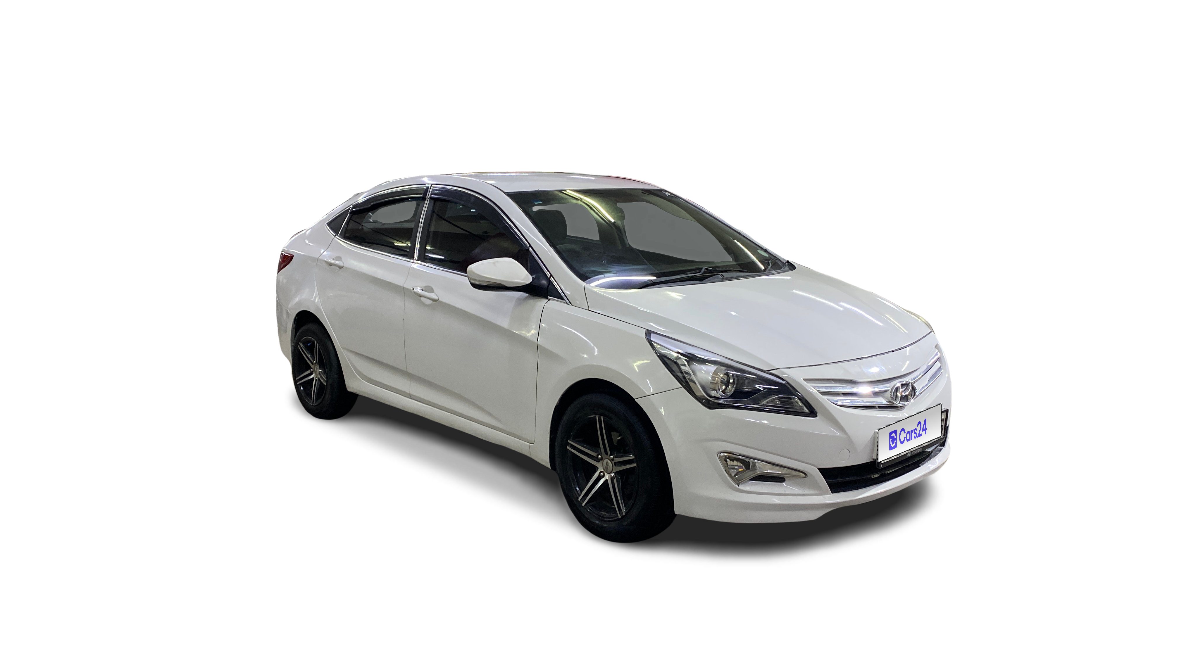 2015 Hyundai Verna - Sedan - Petrol - Manual - ₹3.03 lakh