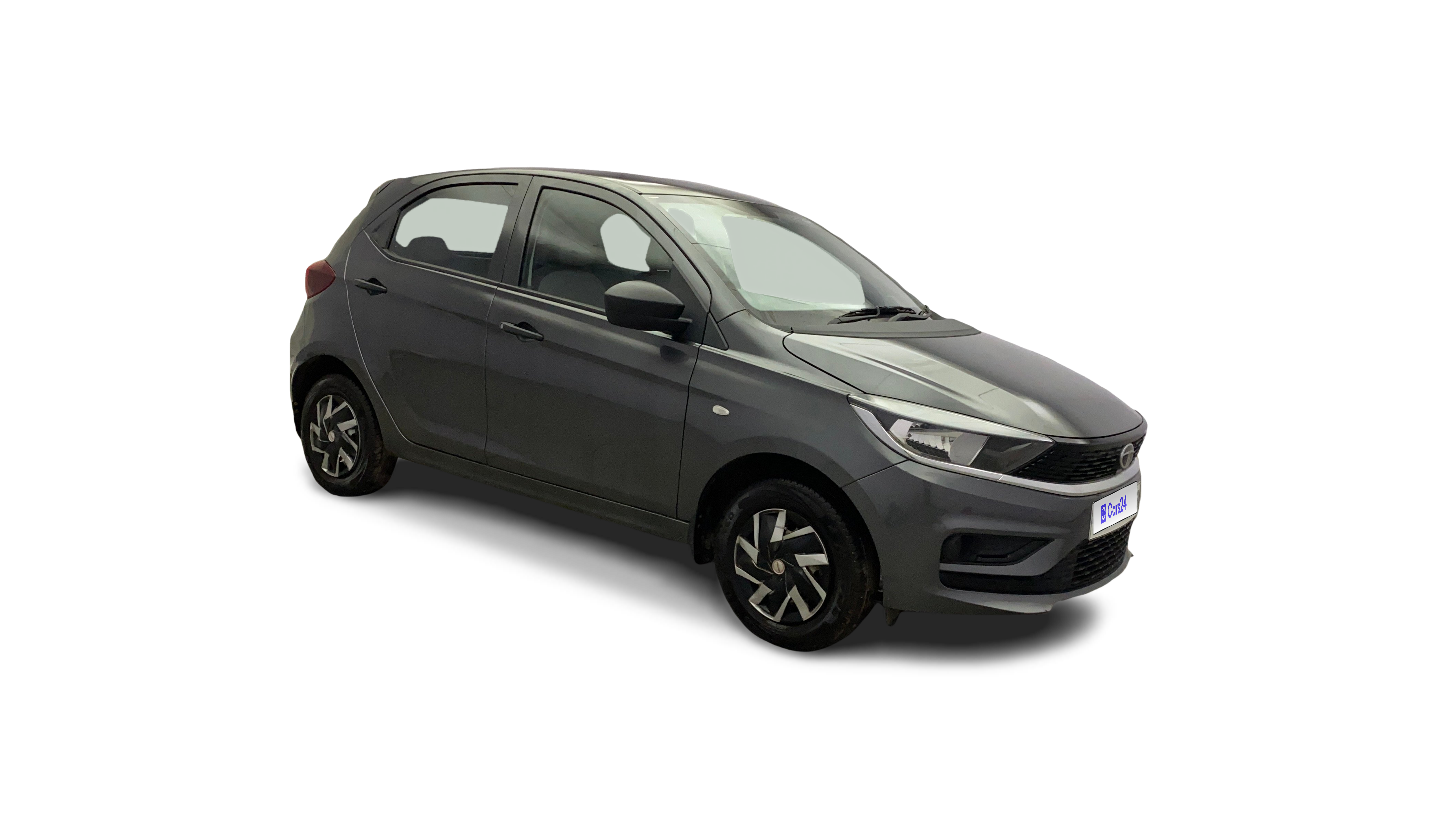 2025 Tata Tiago - Hatchback - Petrol - Manual - ₹5.35 lakh