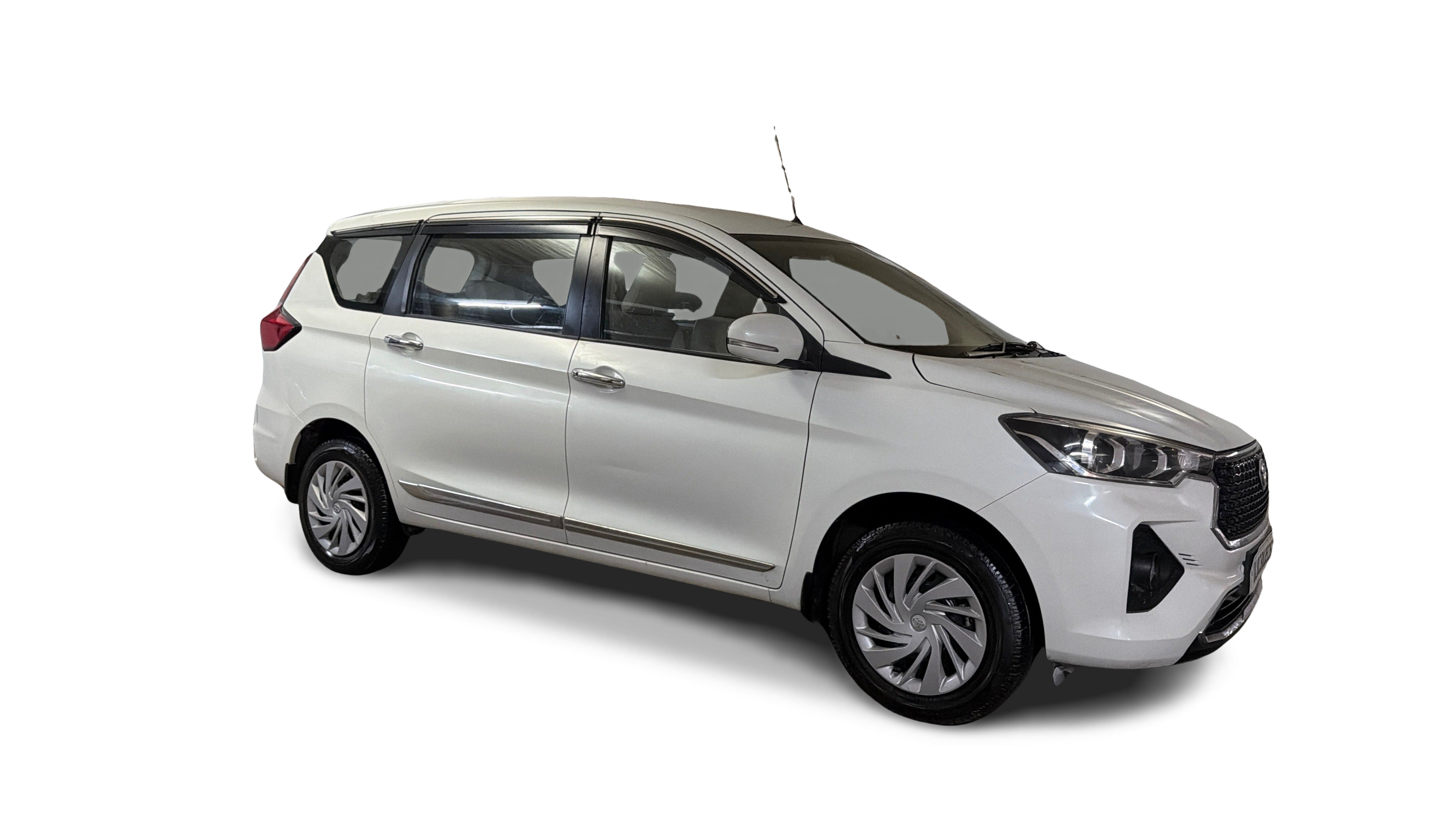 2025 Toyota RUMION - SUV - Petrol - Manual - ₹9.77 lakh