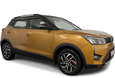 Mahindra XUV300-img
