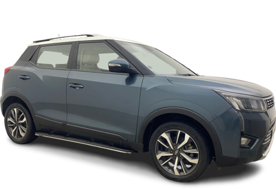 Mahindra XUV300-img