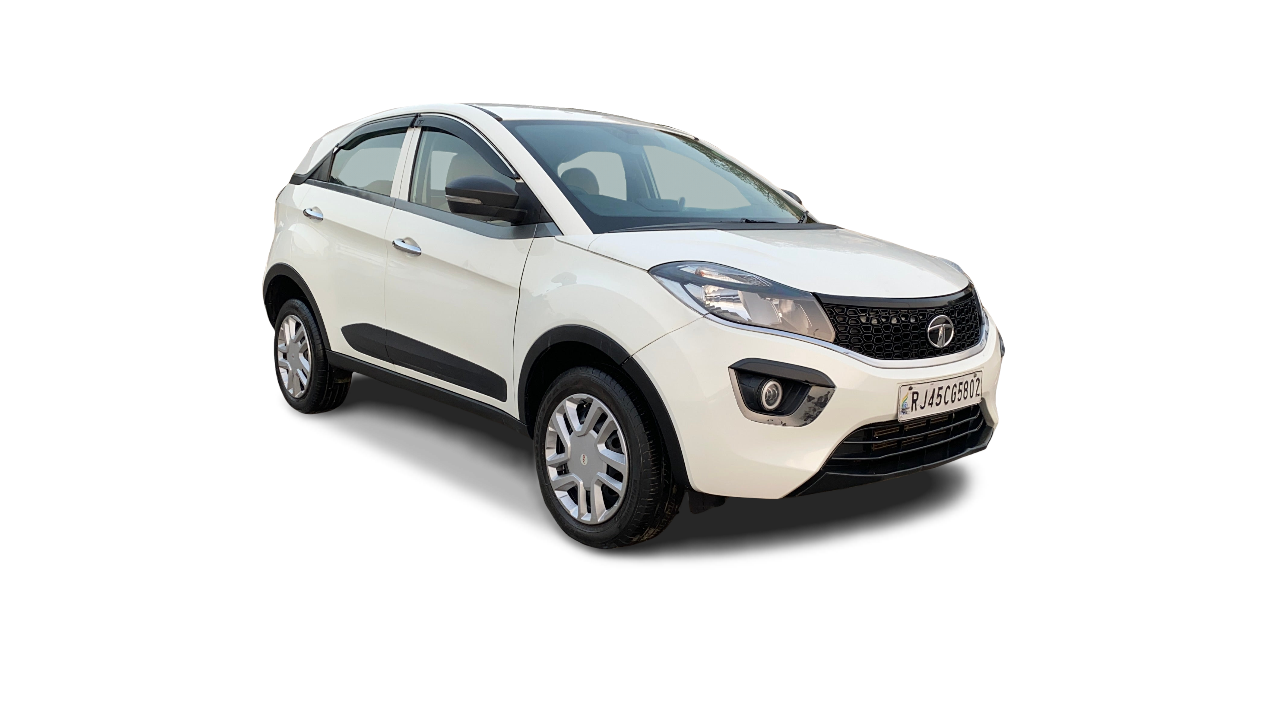 Tata NEXON-img