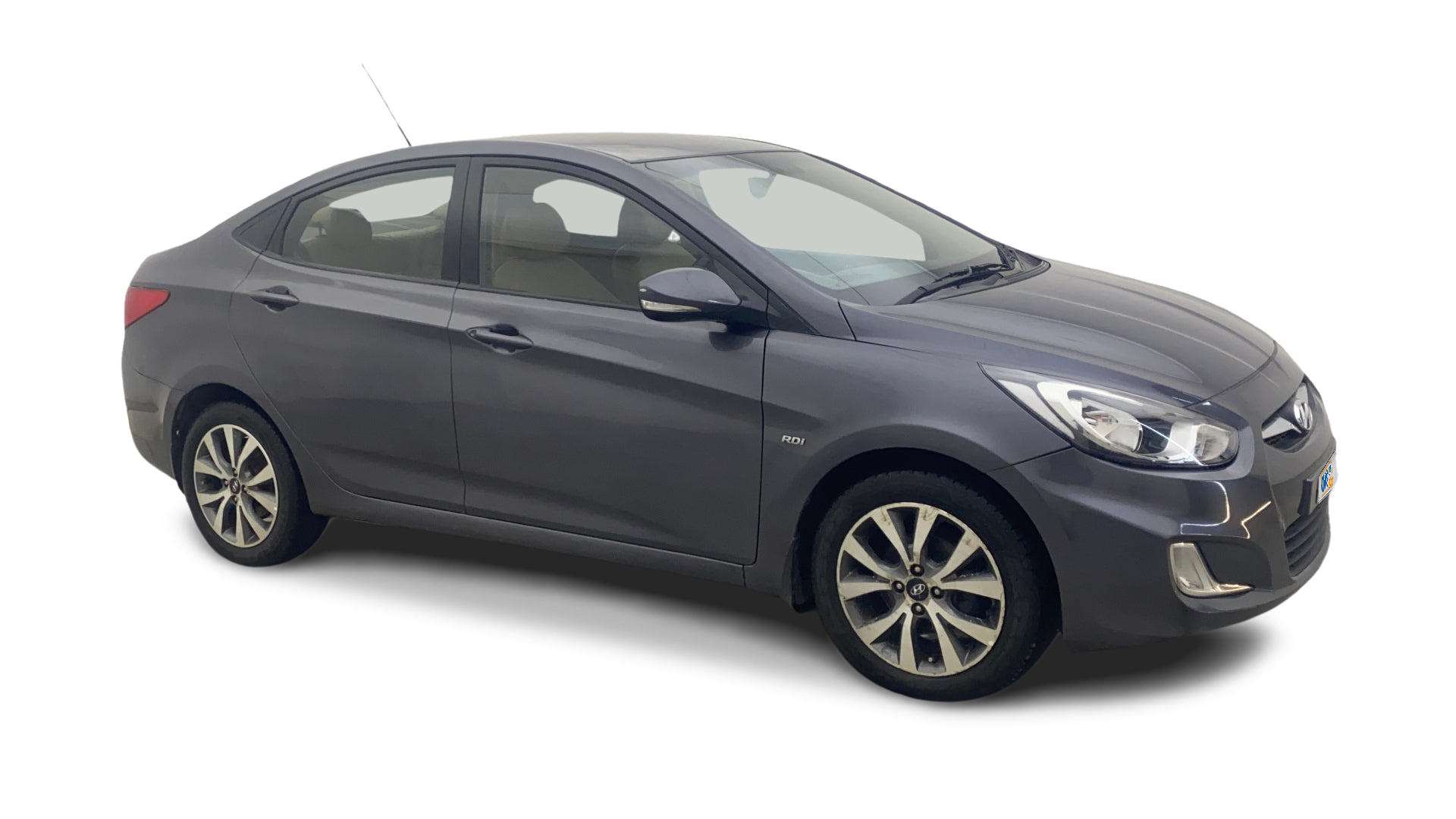 Hyundai Verna-img
