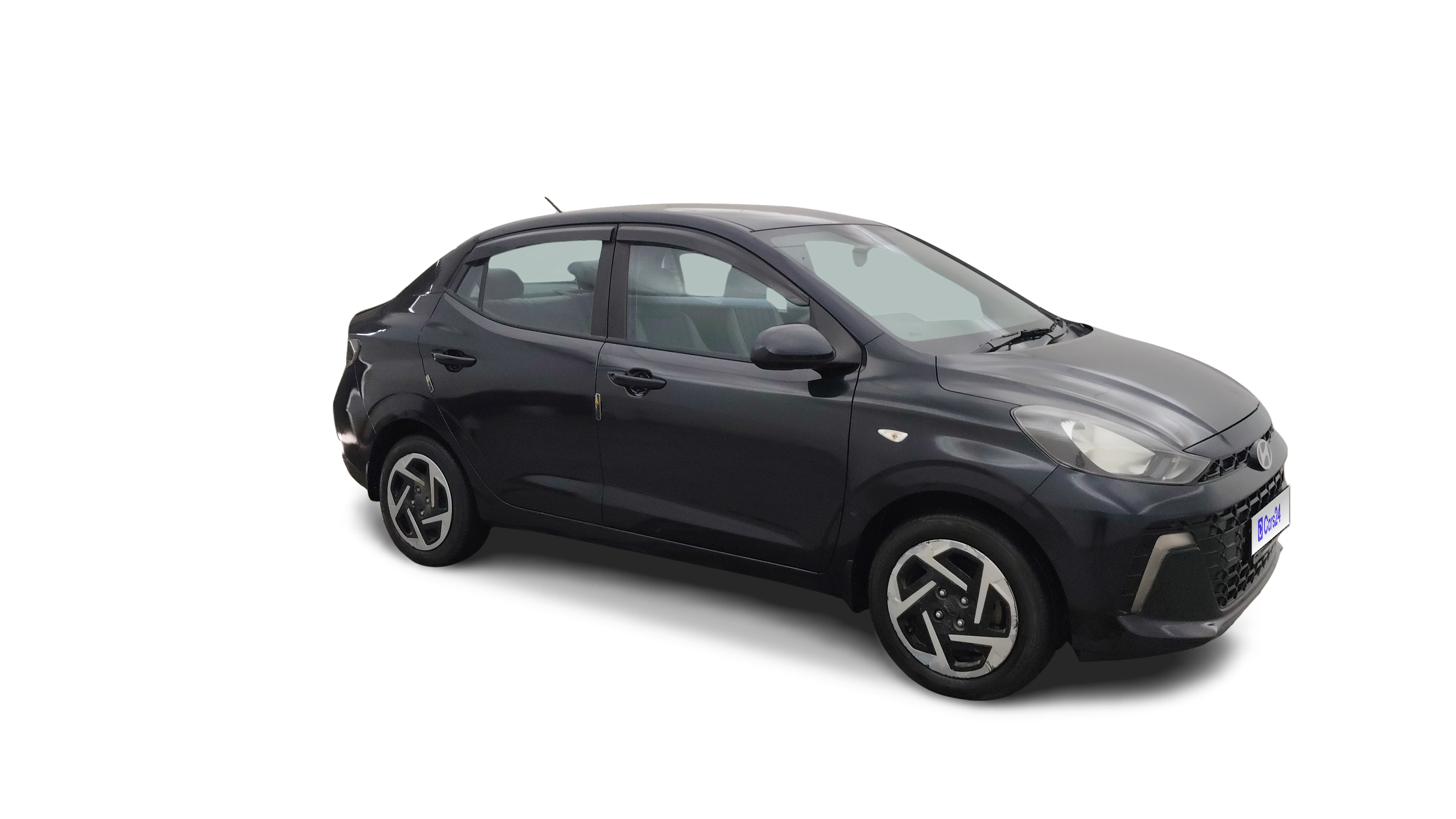2023 Hyundai AURA - Sedan - CNG - Manual - ₹6.86 lakh