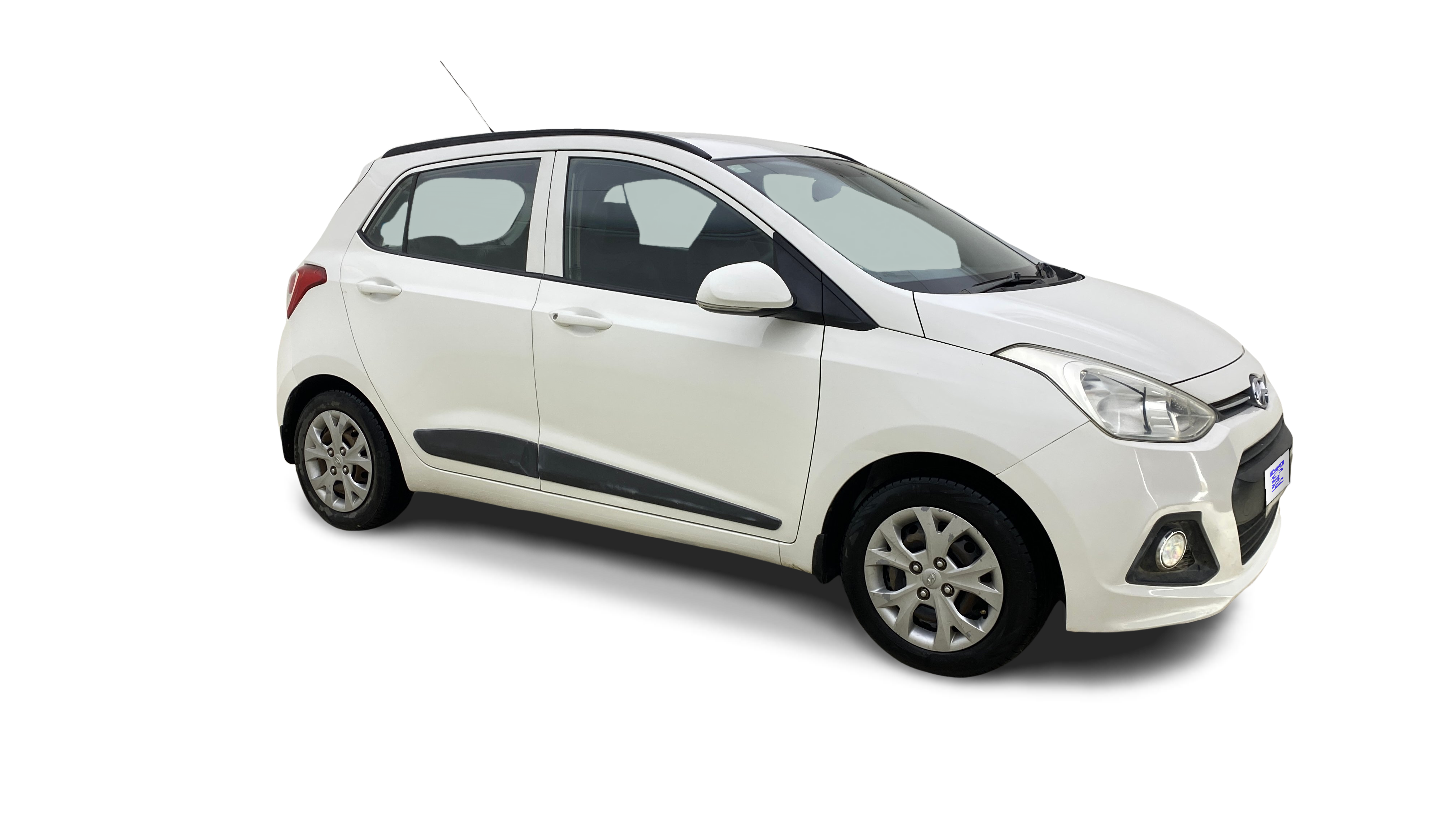 2016 Hyundai Grand i10 - Hatchback - CNG - Manual - ₹3.43 lakh