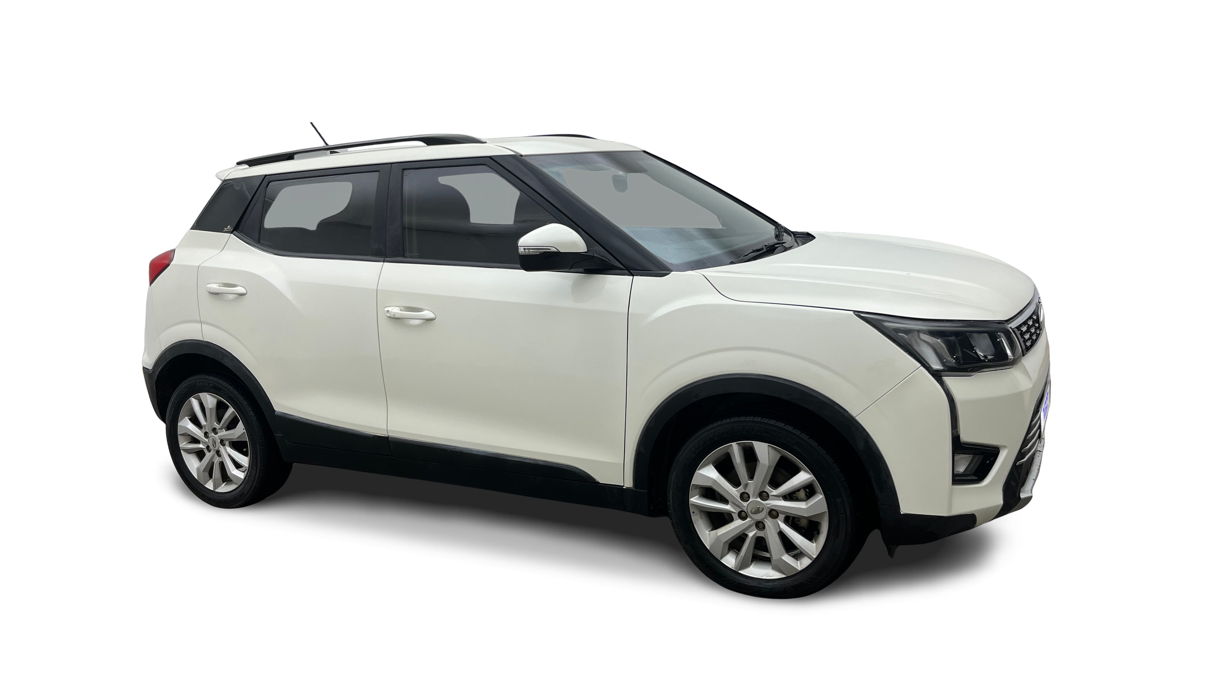 2020 Mahindra XUV300 - SUV - Petrol - Manual - ₹7.08 lakh