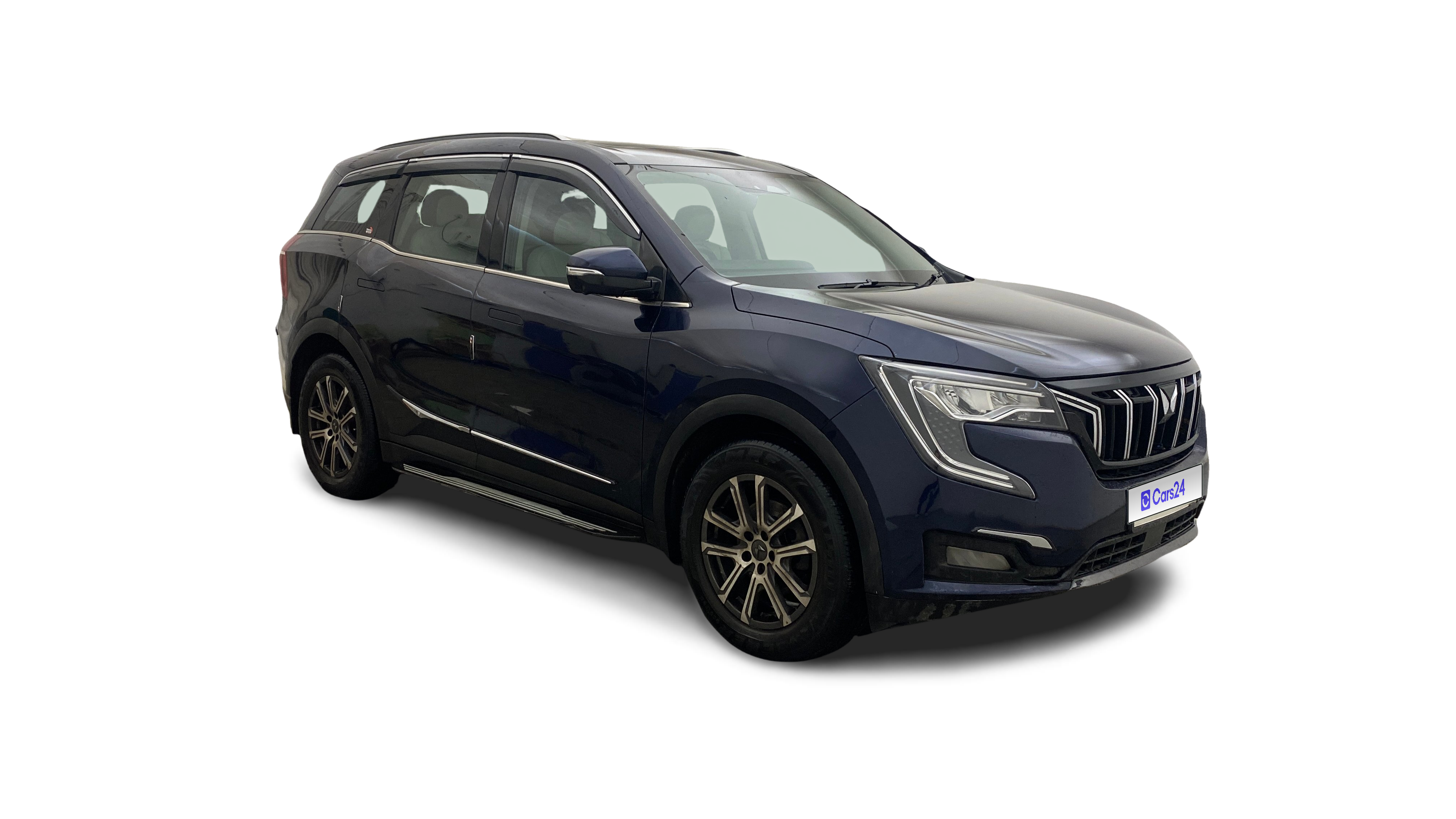 2021 Mahindra XUV700 - SUV - Petrol - Automatic - ₹15.59 lakh