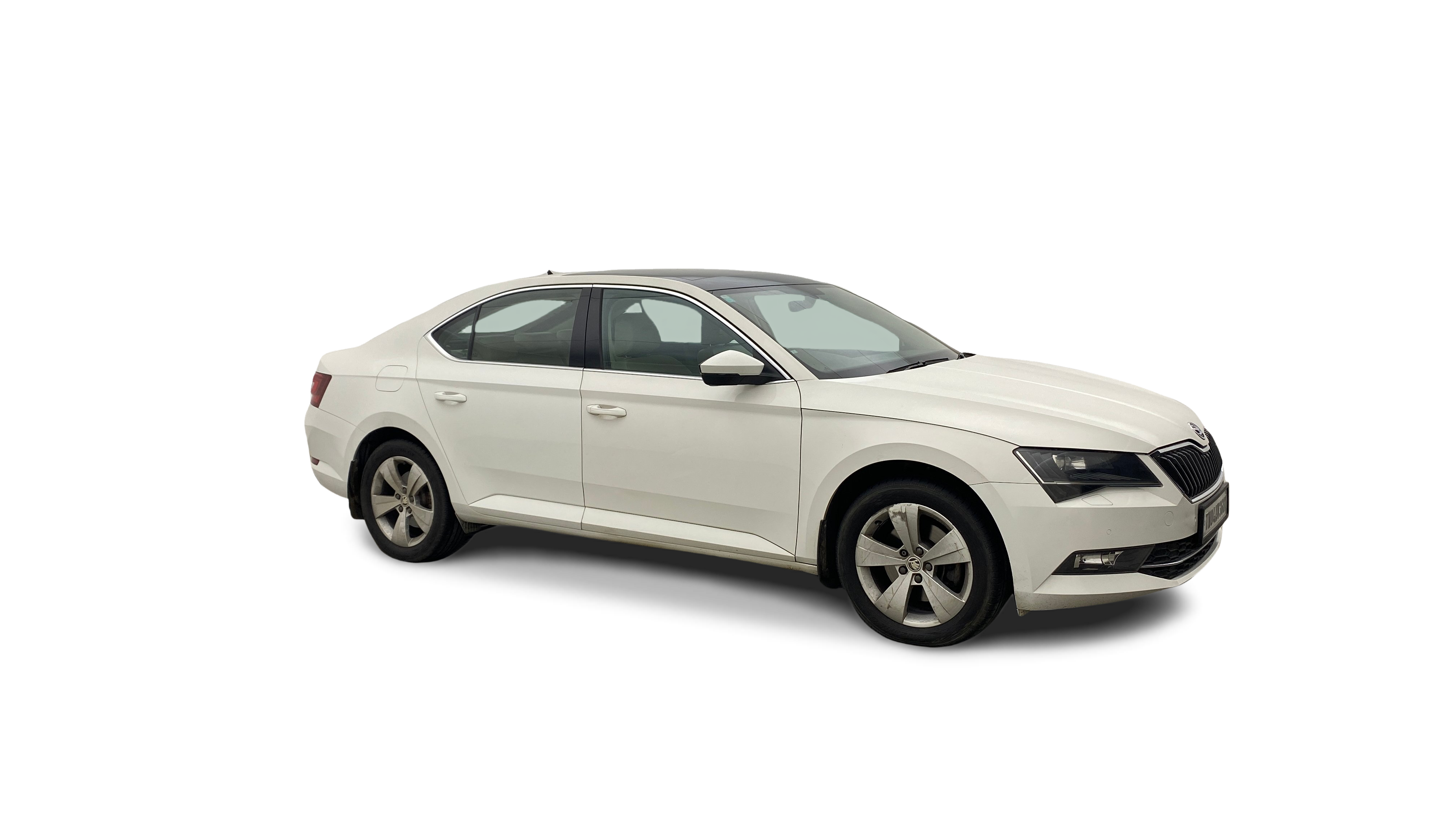 2018 Skoda Superb - Sedan - Petrol - Manual - ₹8.70 lakh