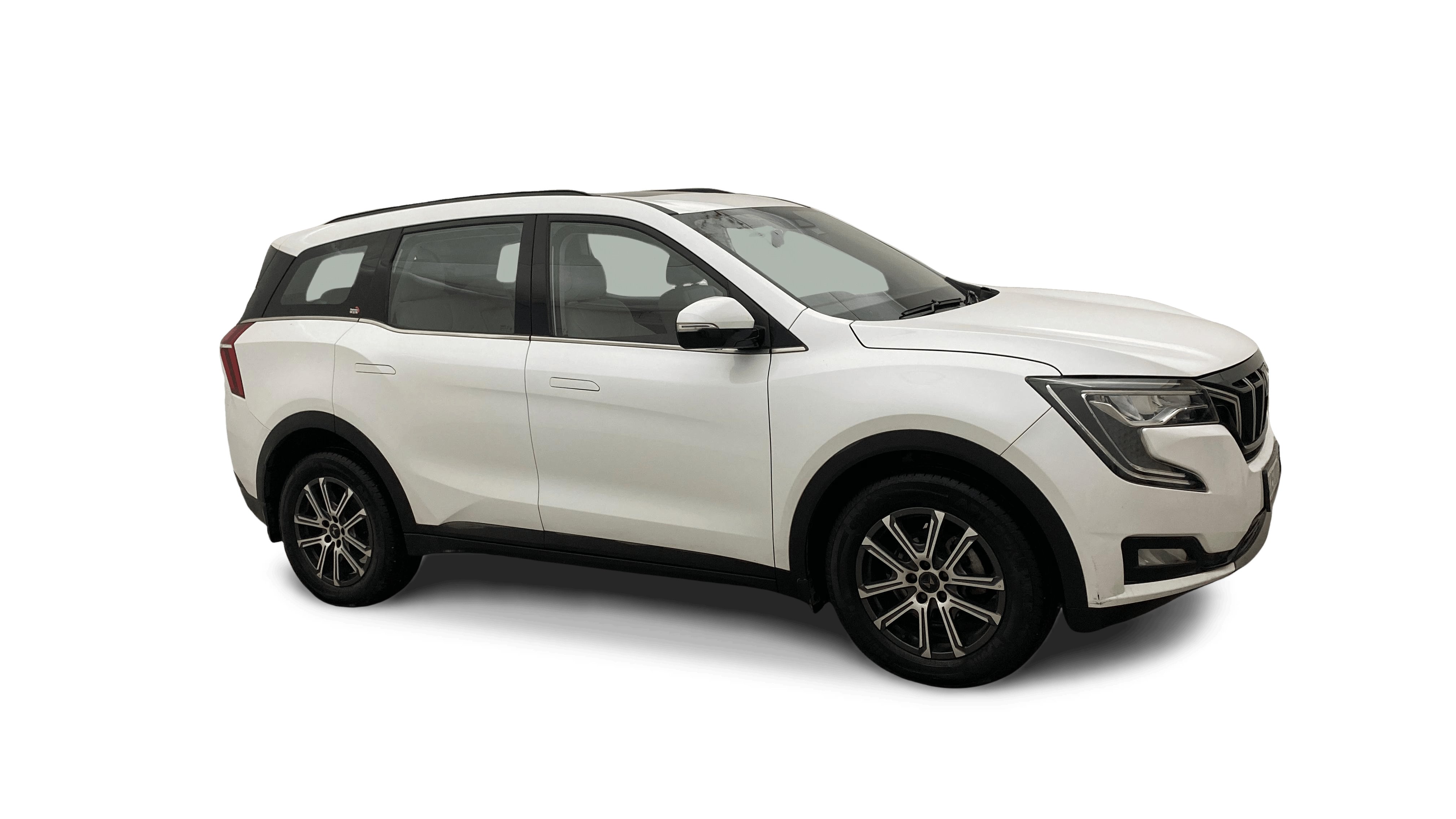 2024 Mahindra XUV700 - SUV - Petrol - Automatic - ₹20.85 lakh