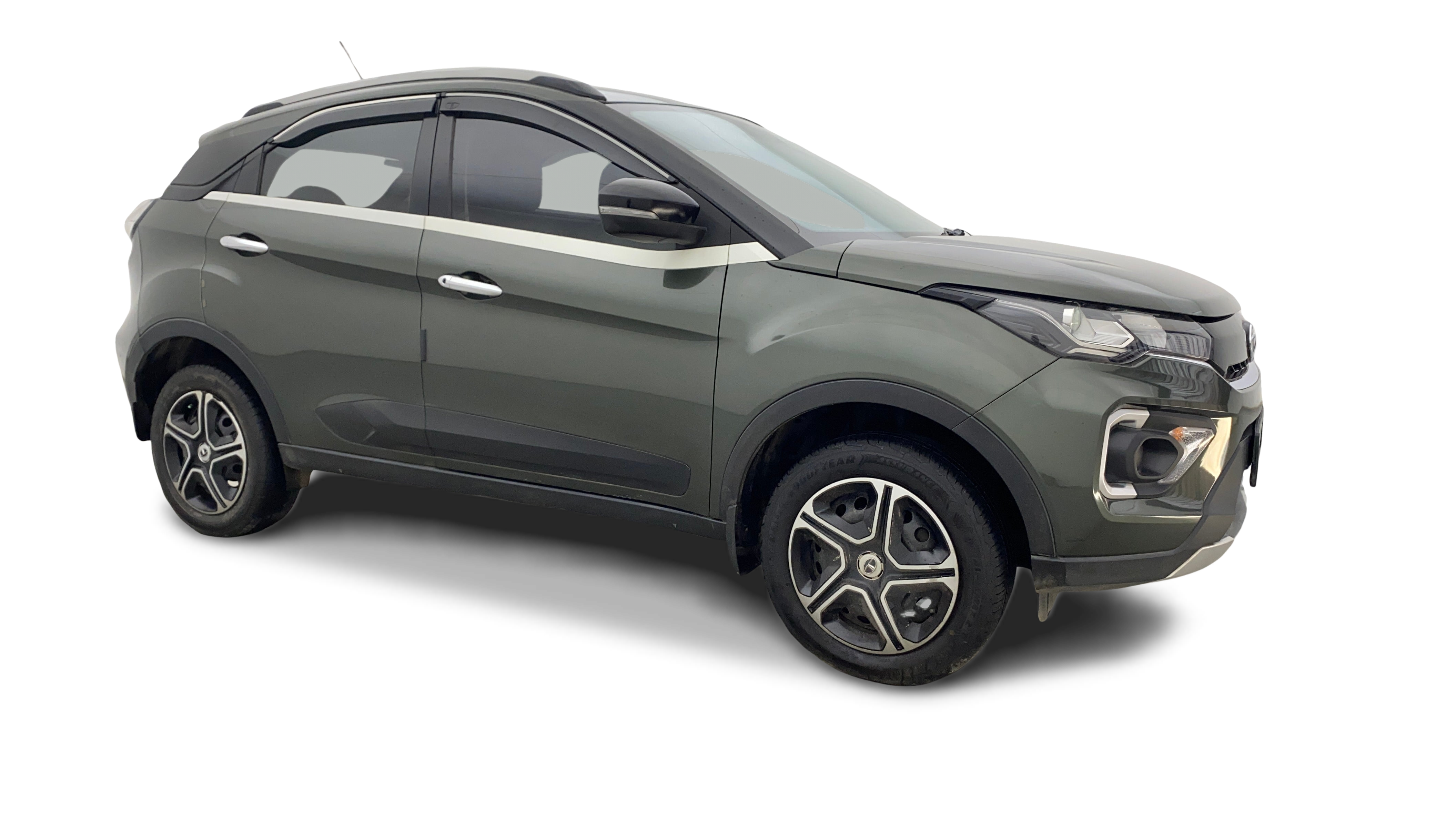 Tata NEXON-img