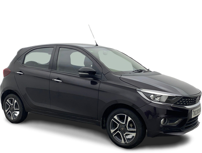 Tata Tiago-img