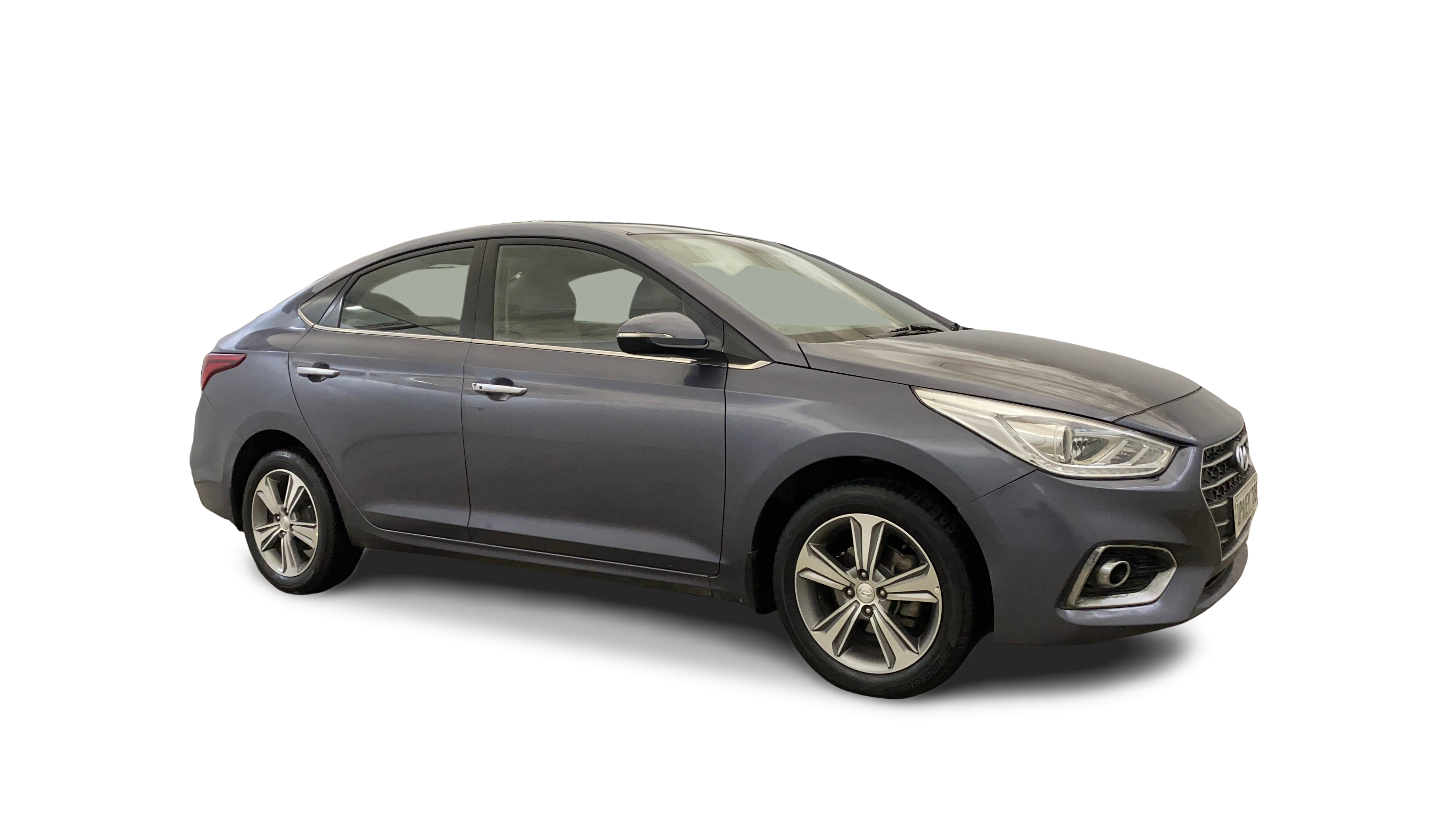 Hyundai Verna-img