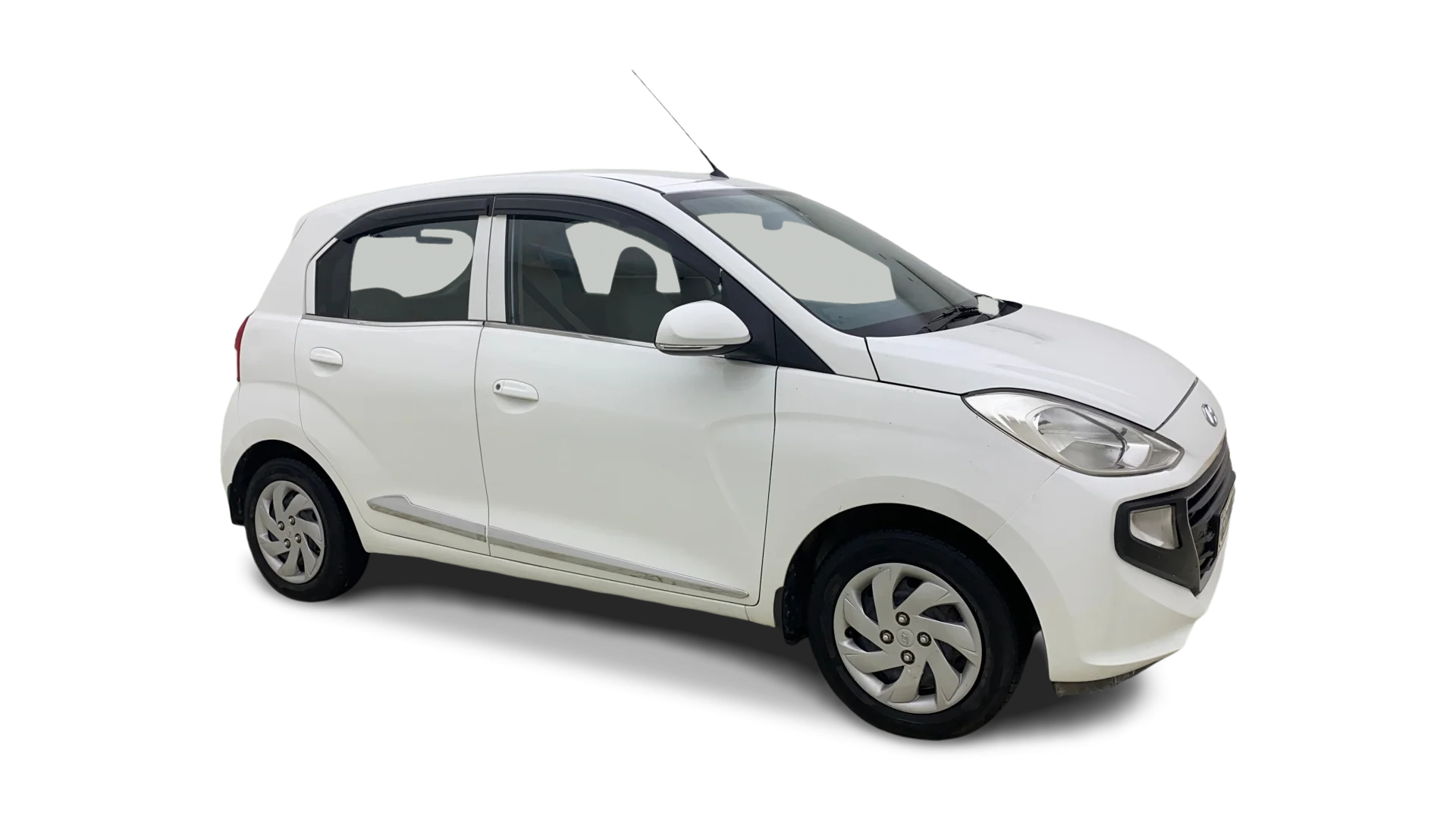 Hyundai NEW SANTRO-img