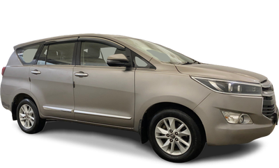 Toyota Innova Crysta-img