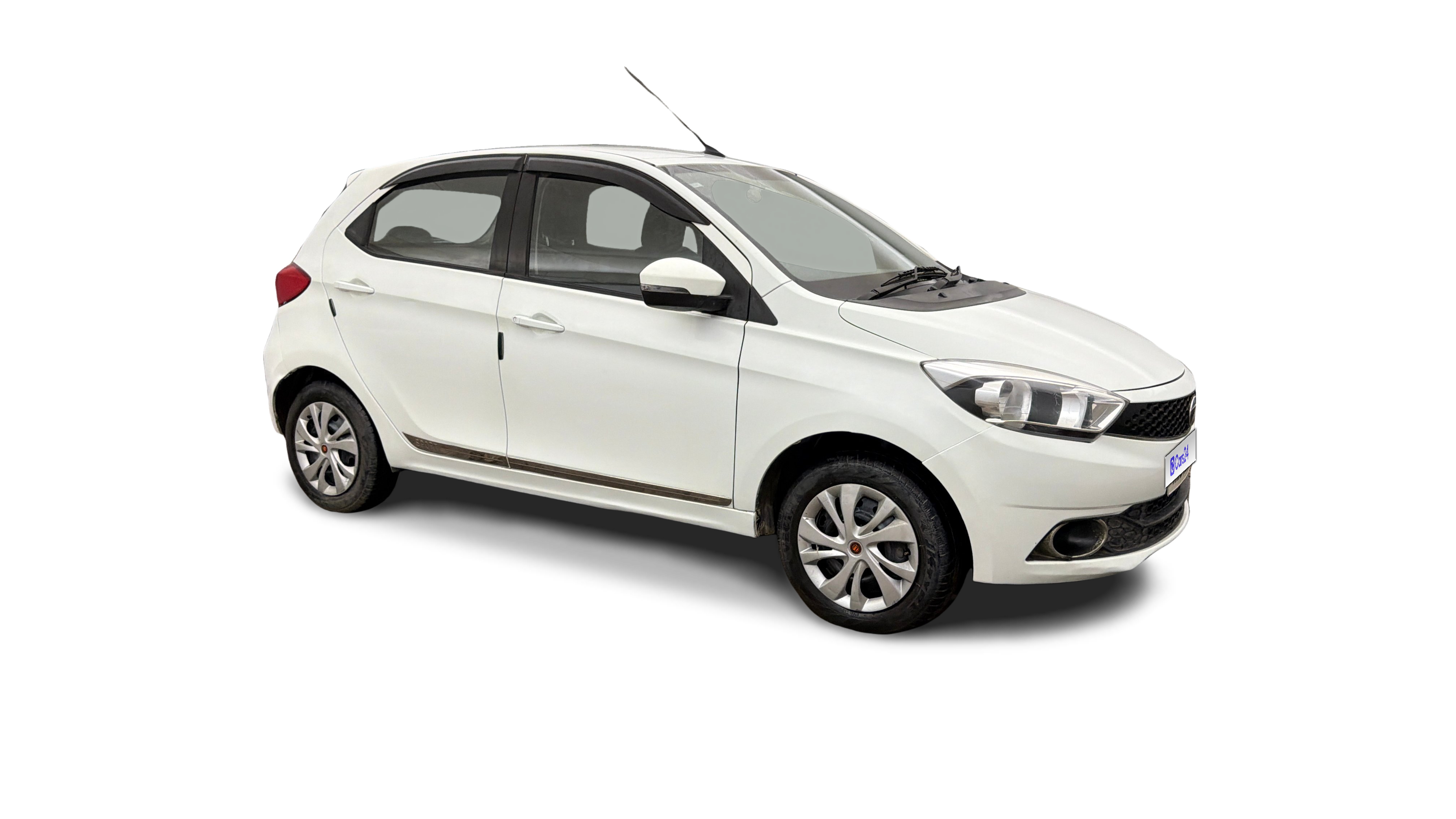 2016 Tata Tiago - Hatchback - Petrol - Manual - ₹3.08 lakh