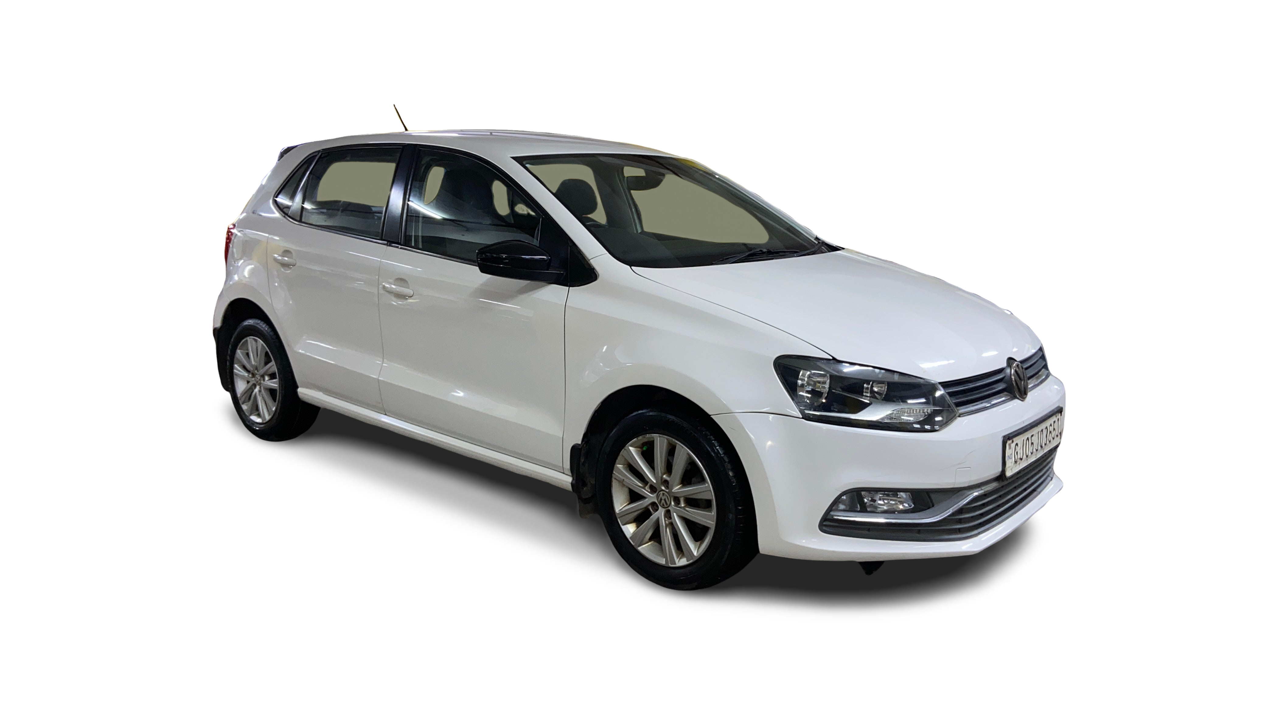 2016 Volkswagen Polo - Hatchback - Petrol - Automatic - ₹4.50 lakh