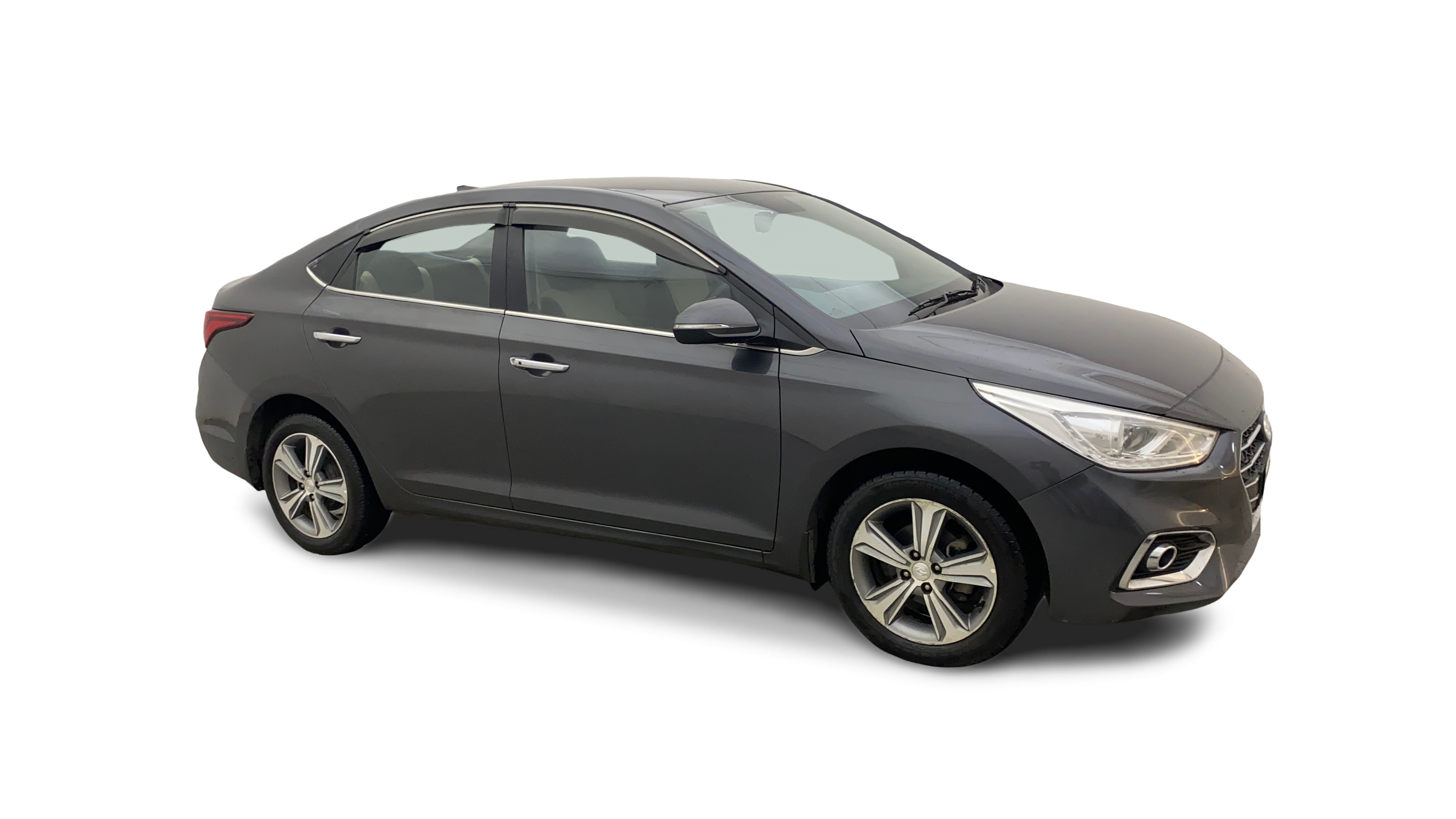 2019 Hyundai Verna - Sedan - Petrol - Manual - ₹6.60 lakh