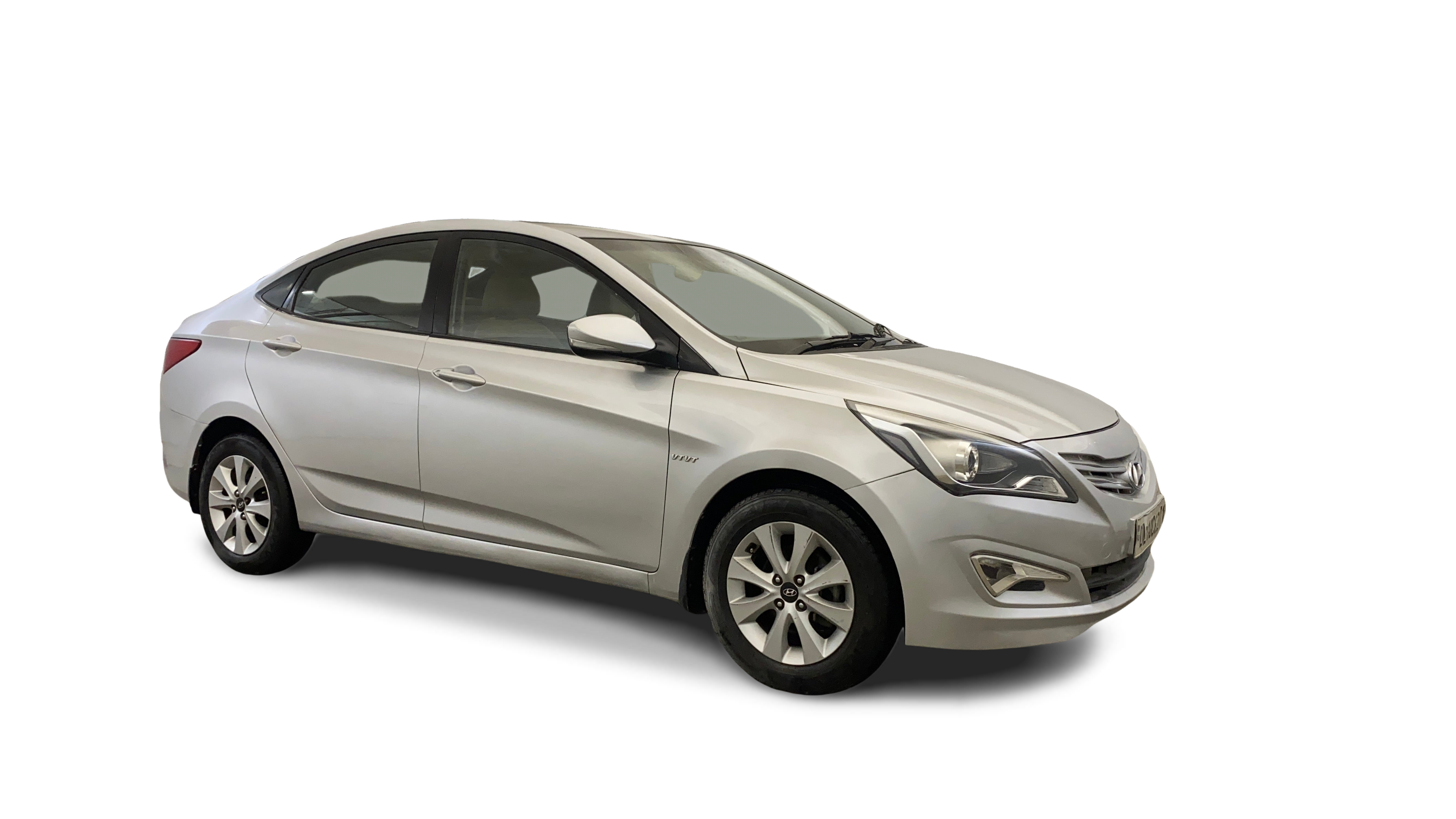 Hyundai Verna-img