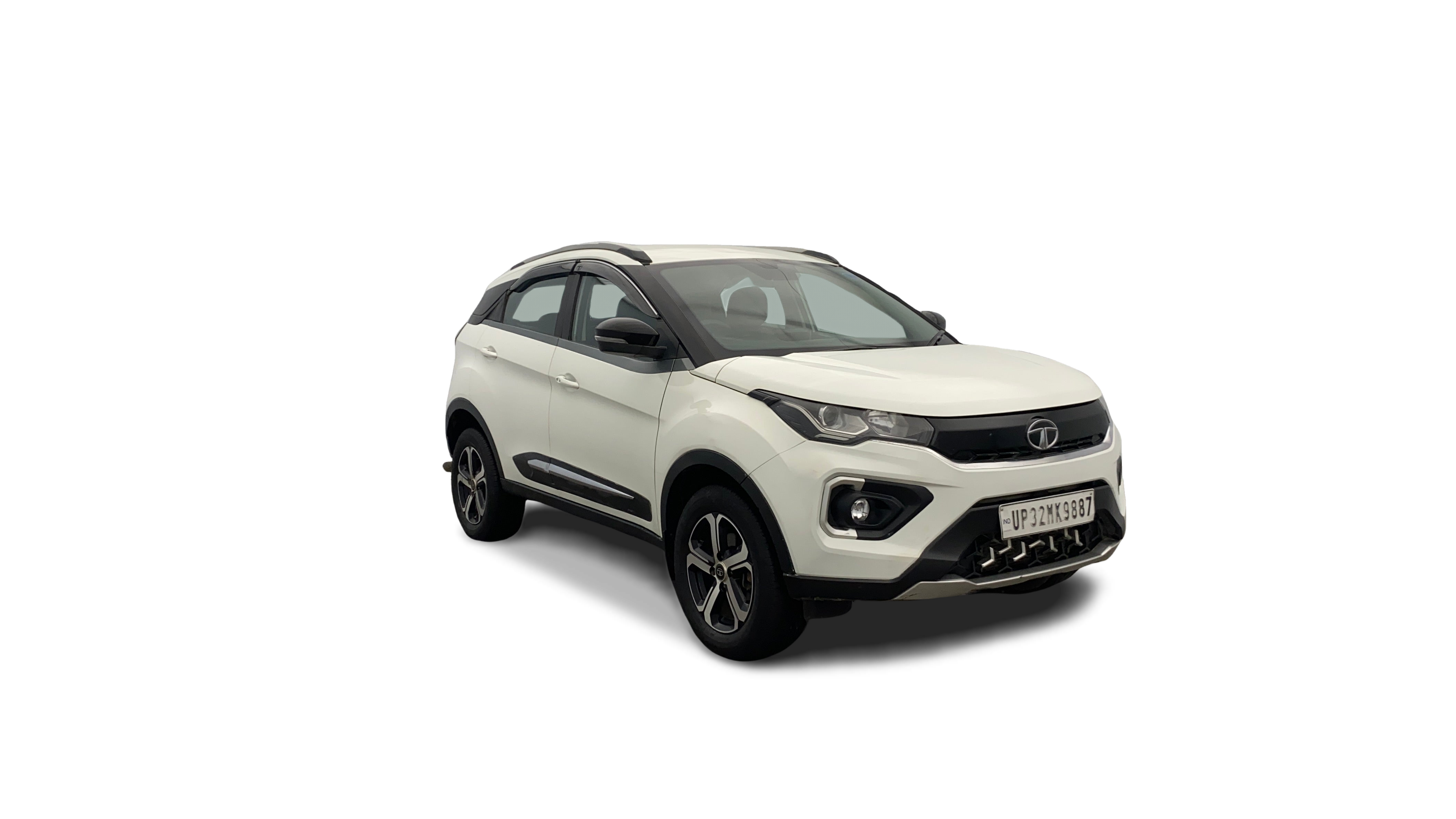 Tata NEXON-img