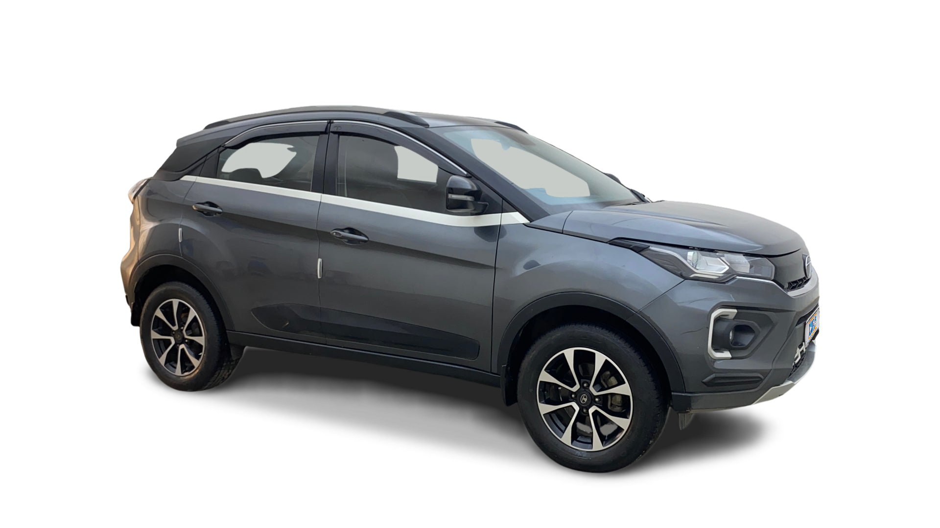 Tata NEXON-img