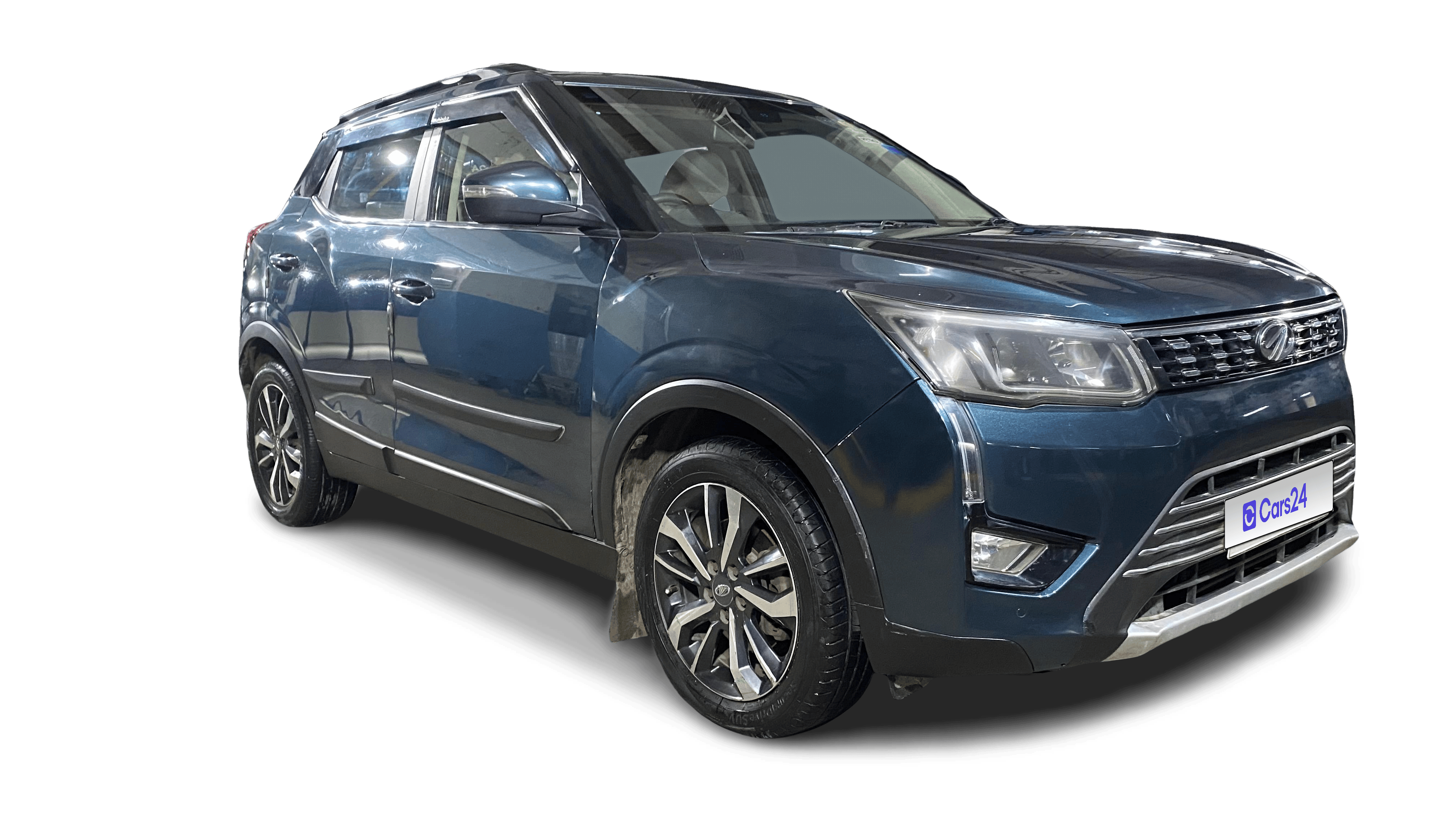 2021 Mahindra XUV300 - SUV - Petrol - Manual - ₹6.03 lakh