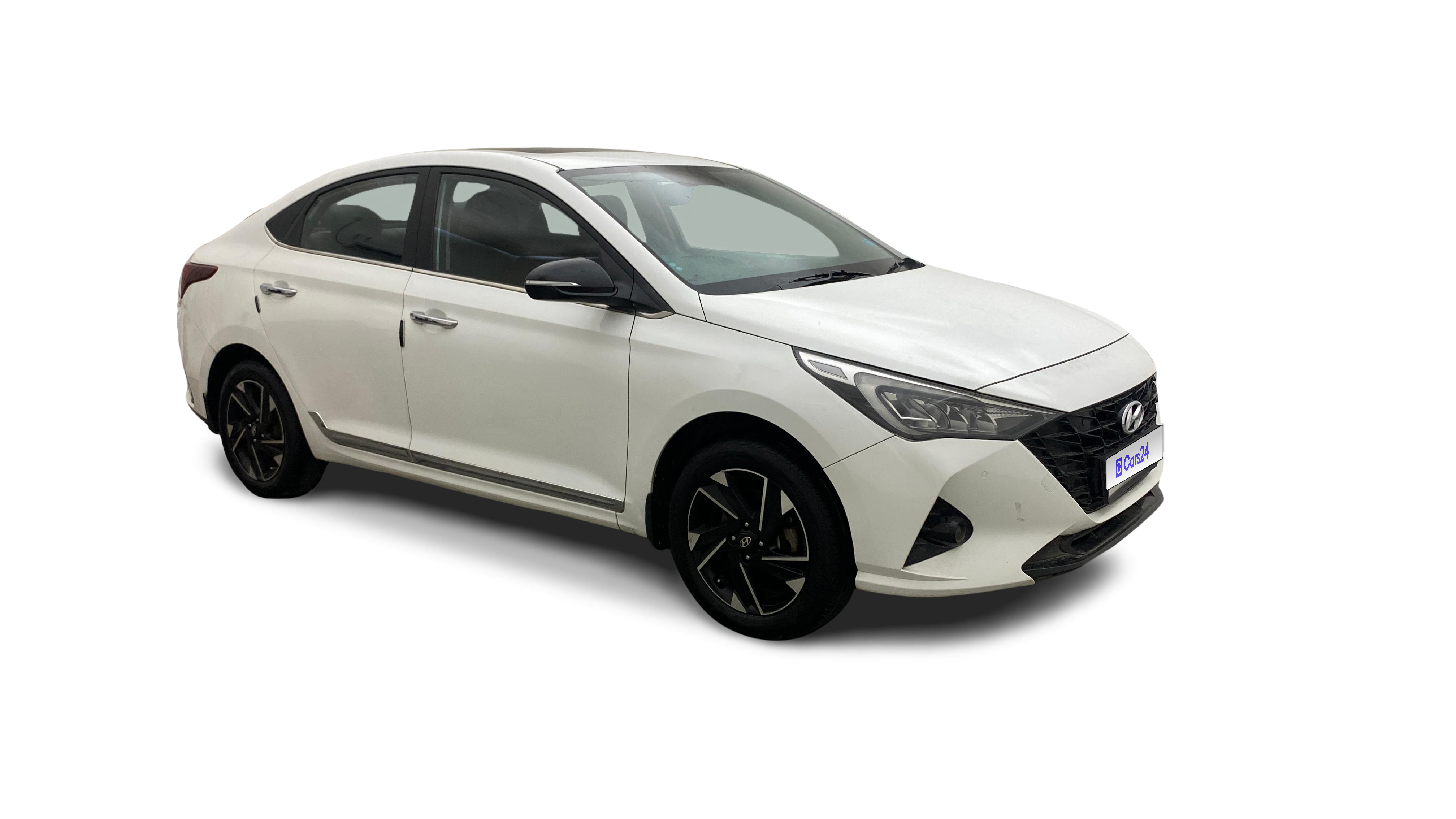 2022 Hyundai Verna - Sedan - Petrol - Automatic - ₹9.80 lakh