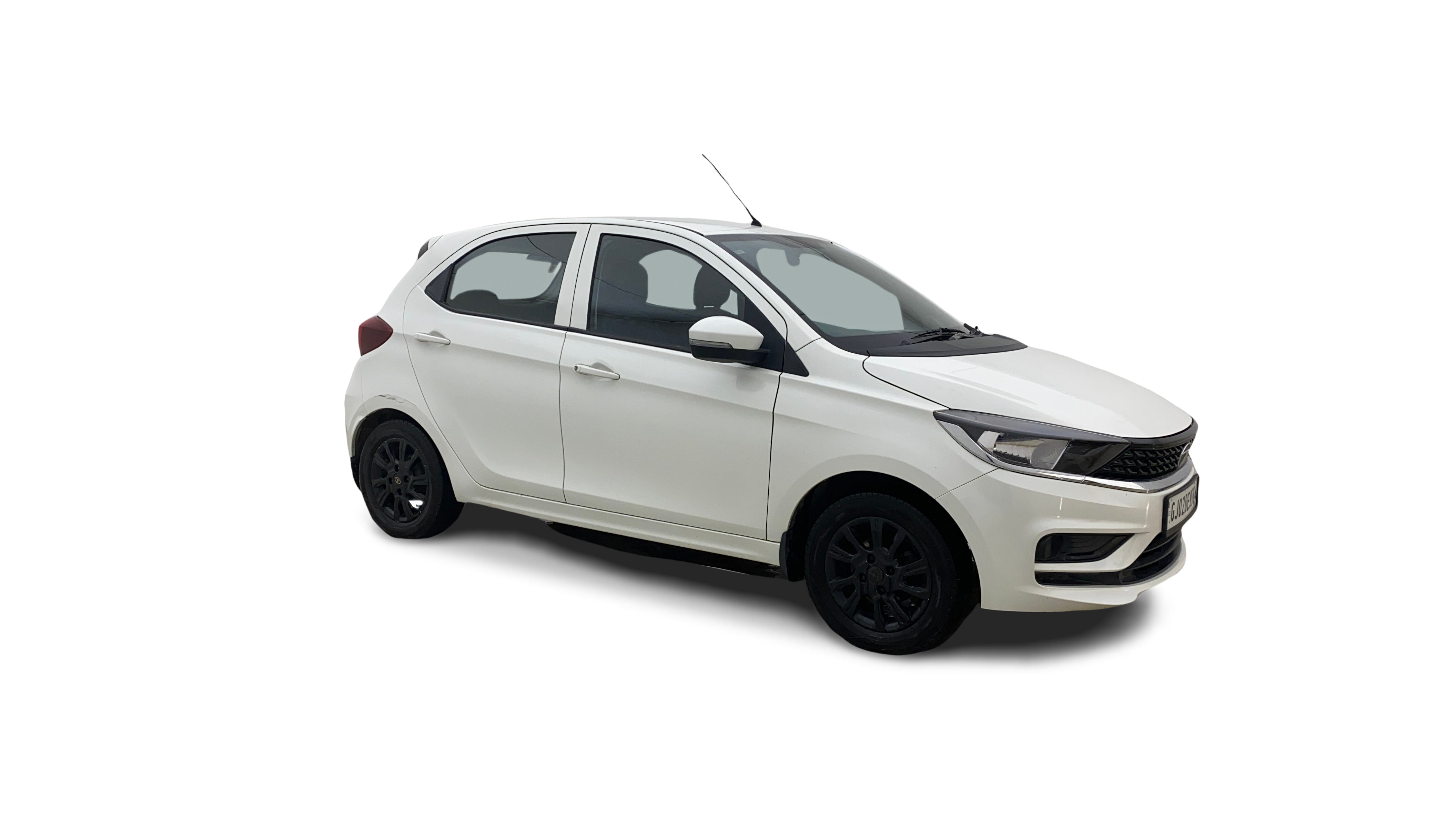 Tata Tiago-img