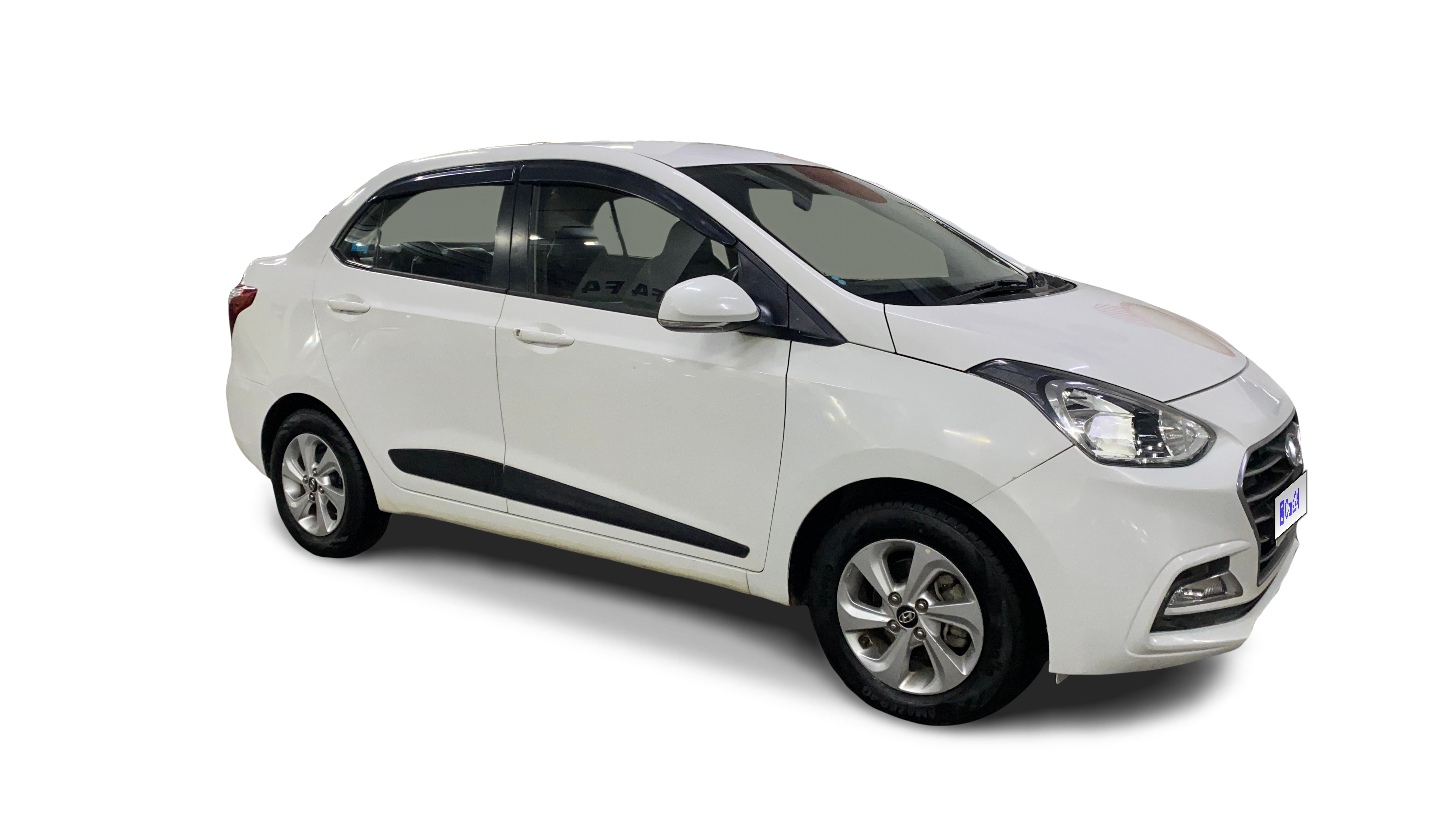 2018 Hyundai Xcent - Sedan - Petrol - Manual - ₹3.06 lakh