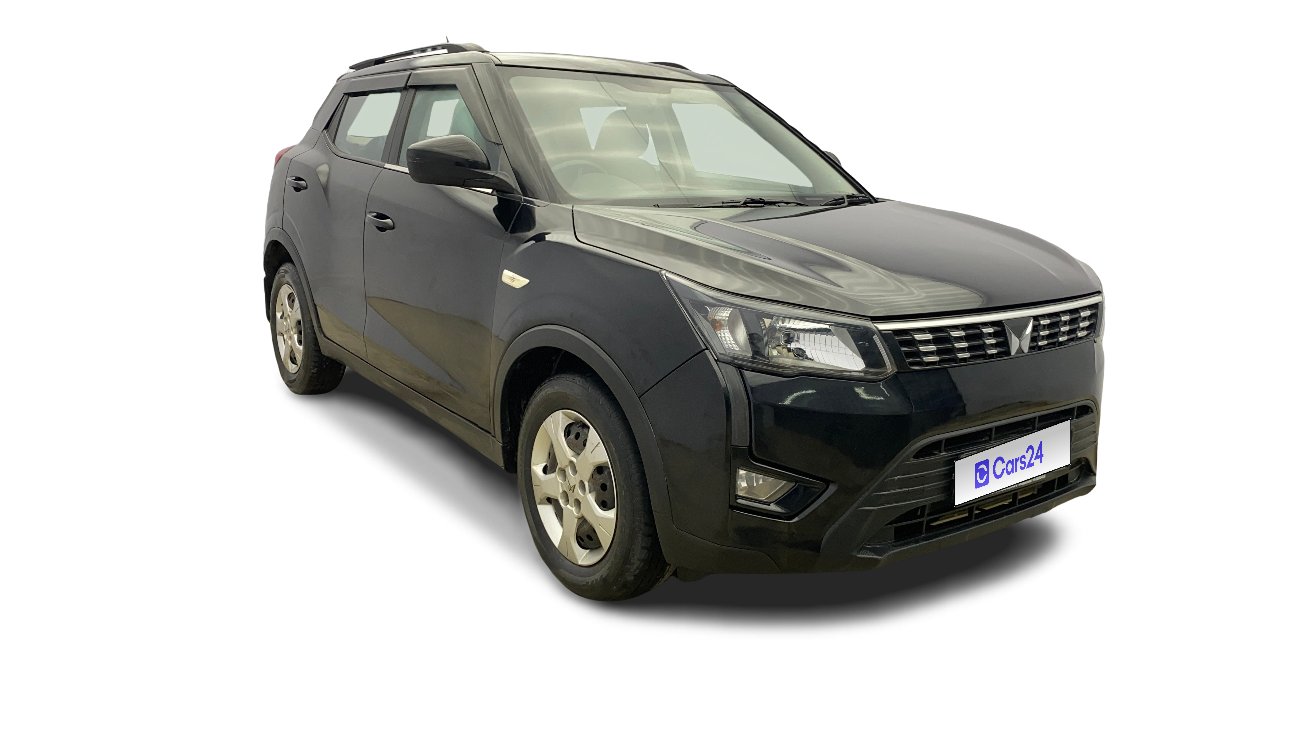2023 Mahindra XUV300 - SUV - Petrol - Manual - ₹7.40 lakh
