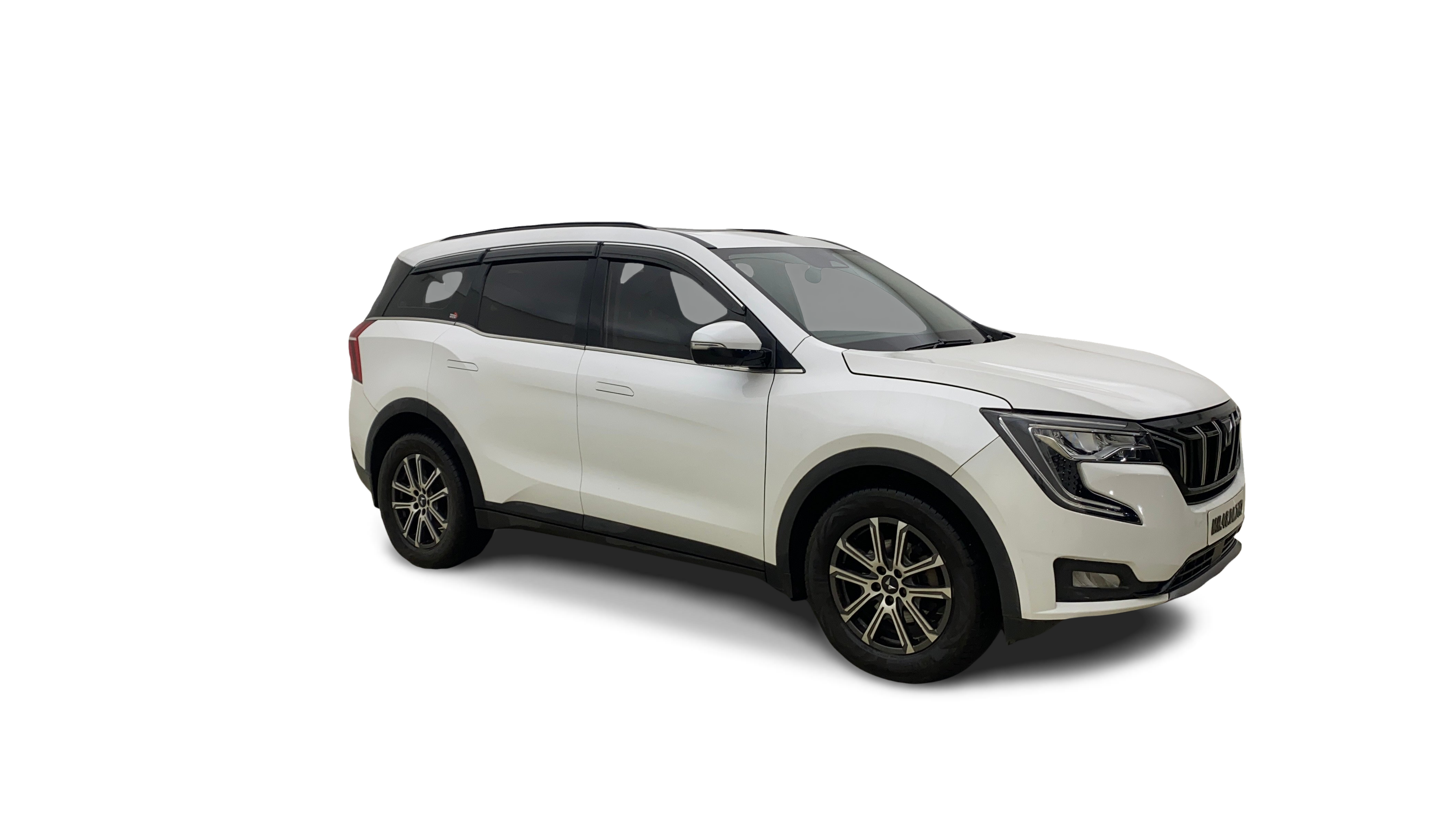 2024 Mahindra XUV700 - SUV - Diesel - Automatic - ₹19.97 lakh