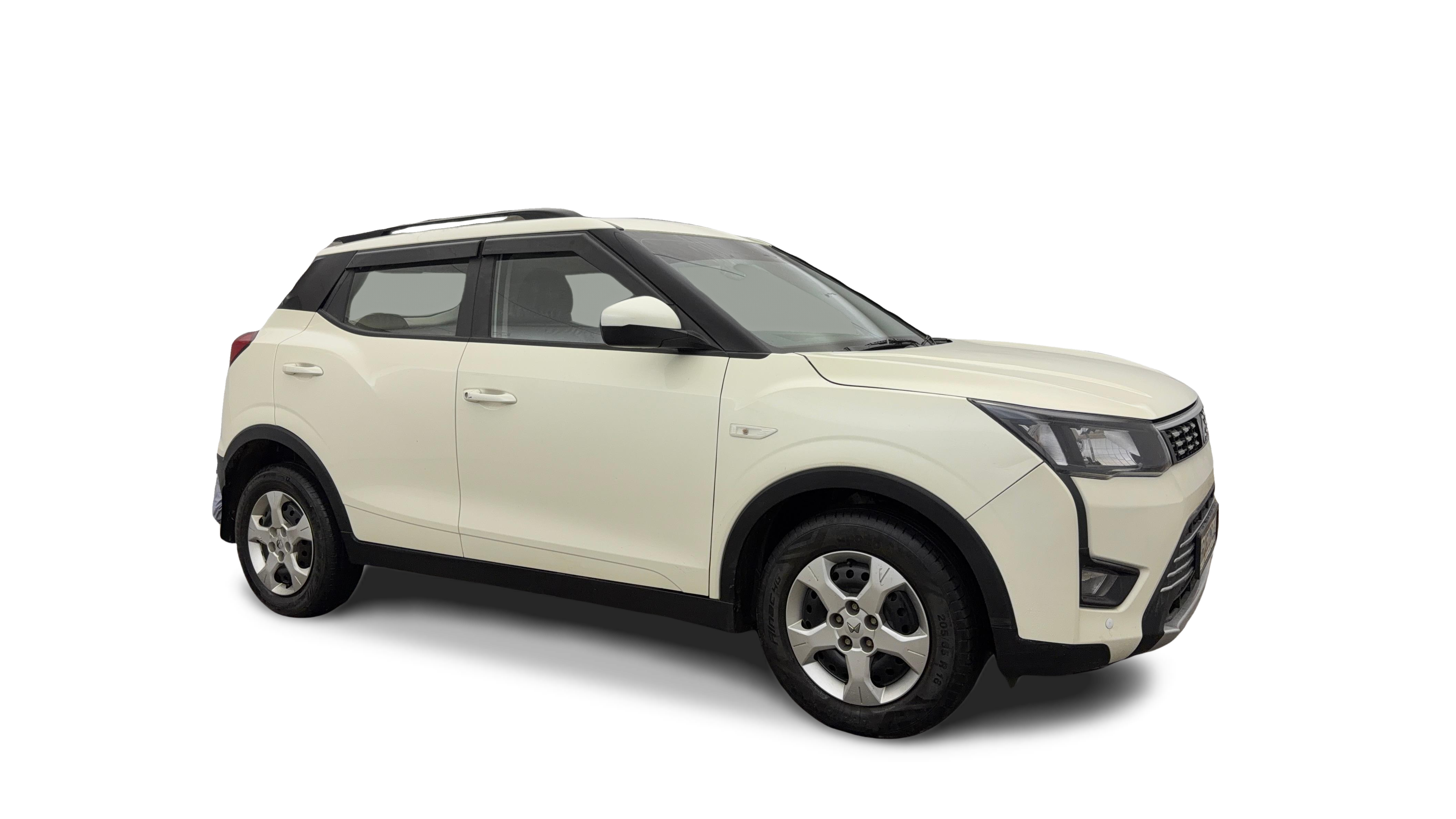 2023 Mahindra XUV300 - SUV - Diesel - Manual - ₹7.26 lakh