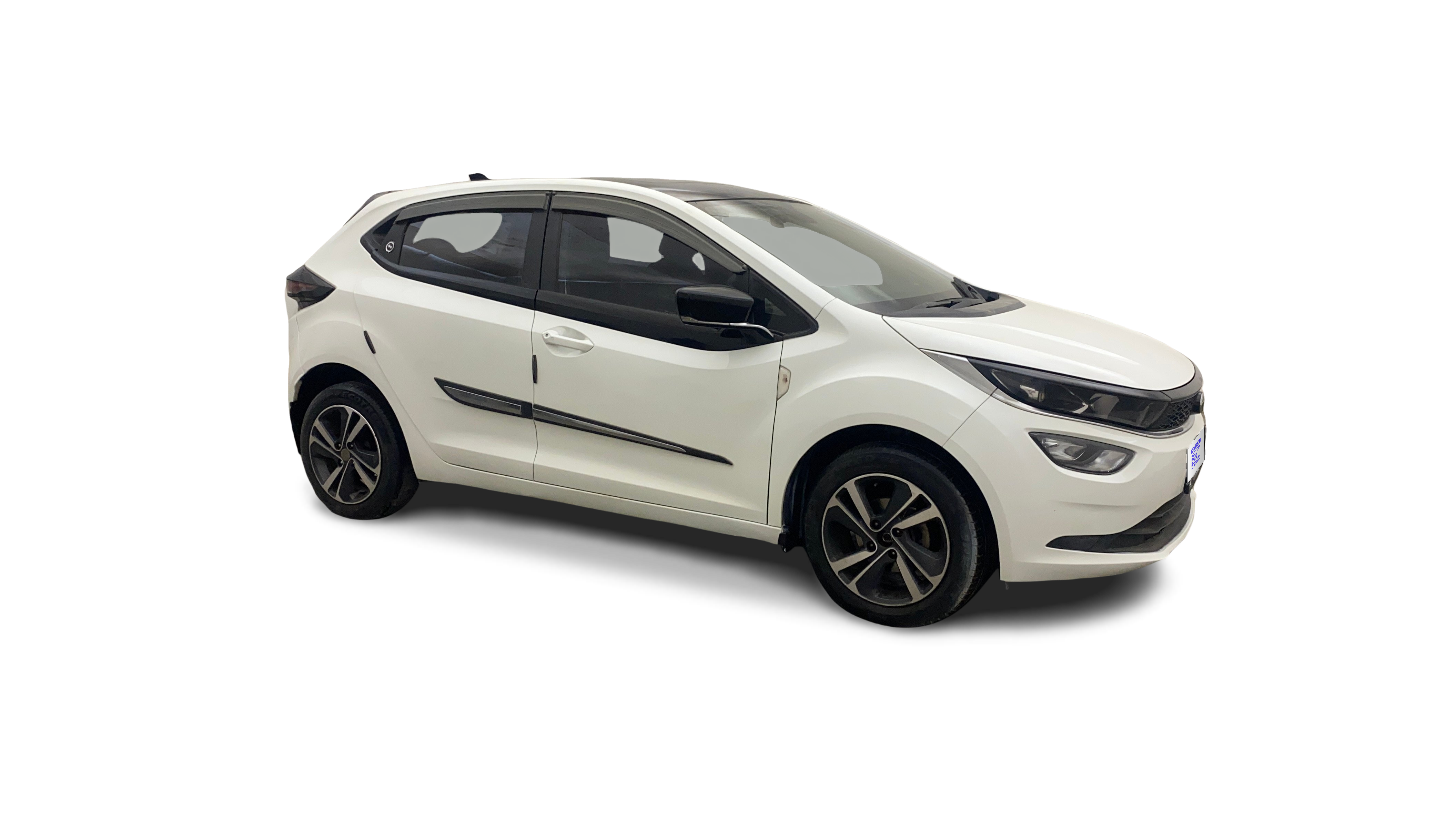 2024 Tata ALTROZ - Hatchback - Petrol - Automatic - ₹7.47 lakh