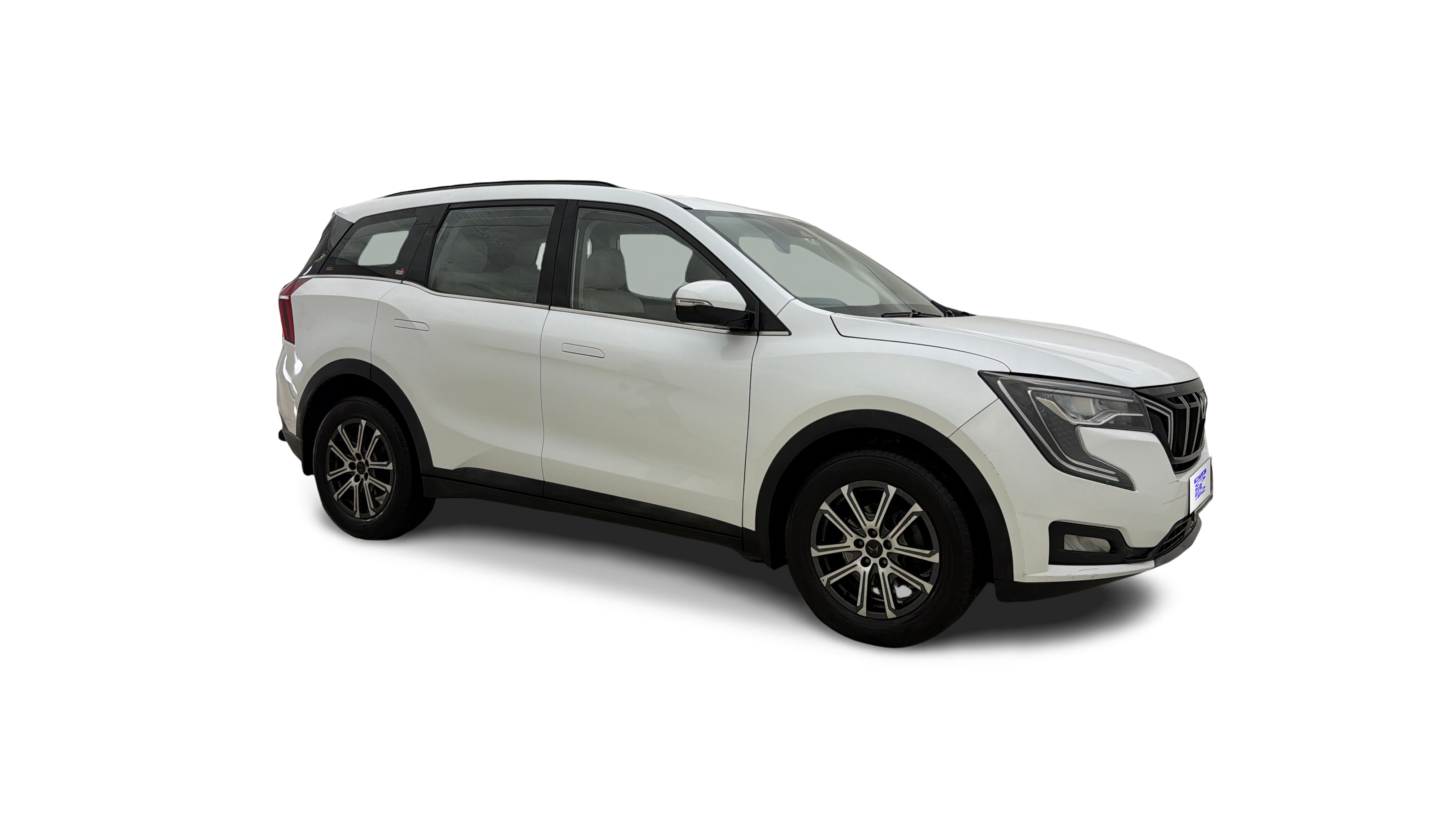 2025 Mahindra XUV700 - SUV - Petrol - Automatic - ₹19.50 lakh