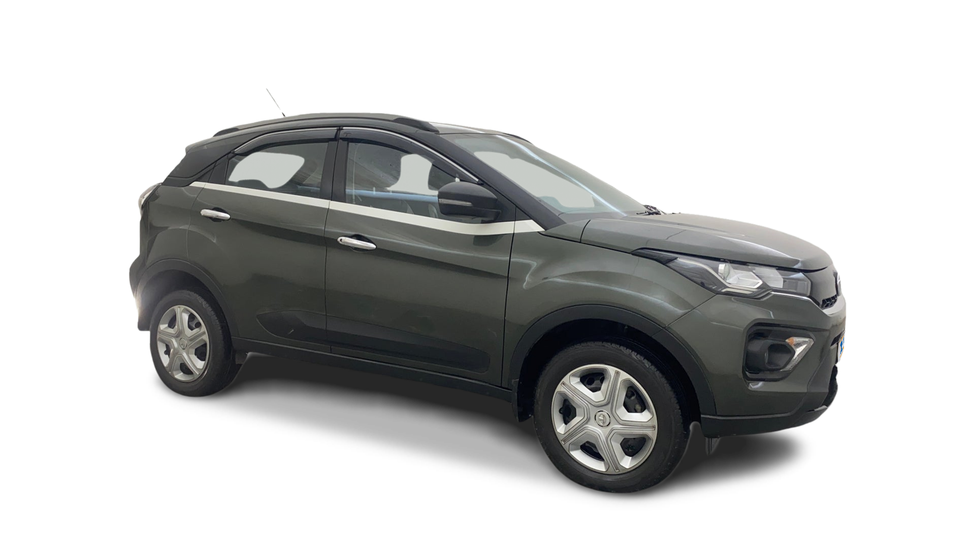 Tata NEXON-img