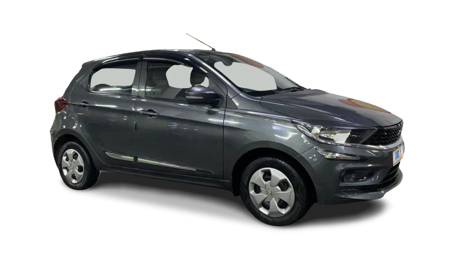 Tata Tiago-img