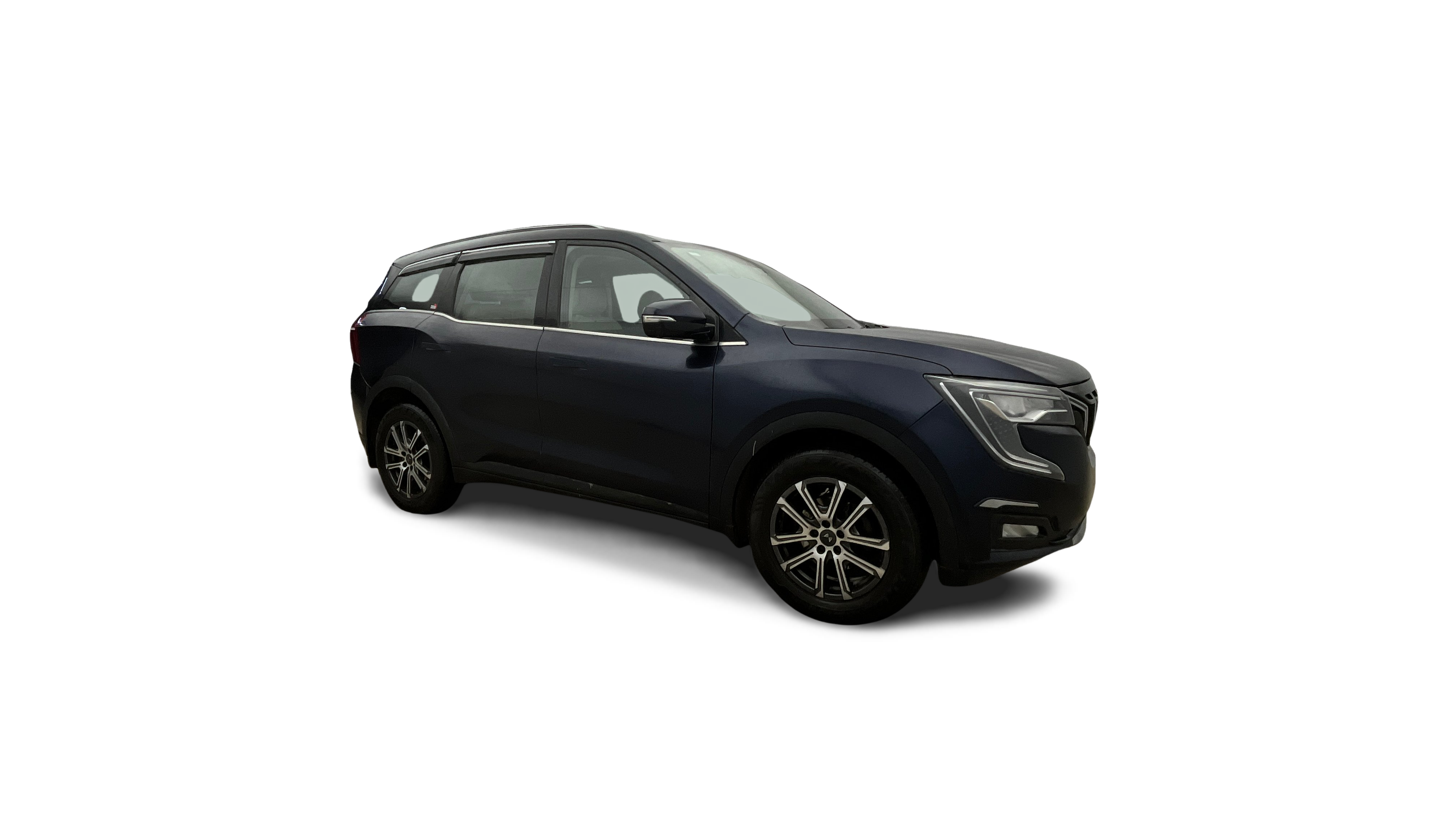 2023 Mahindra XUV700 - SUV - Diesel - Manual - ₹16.25 lakh