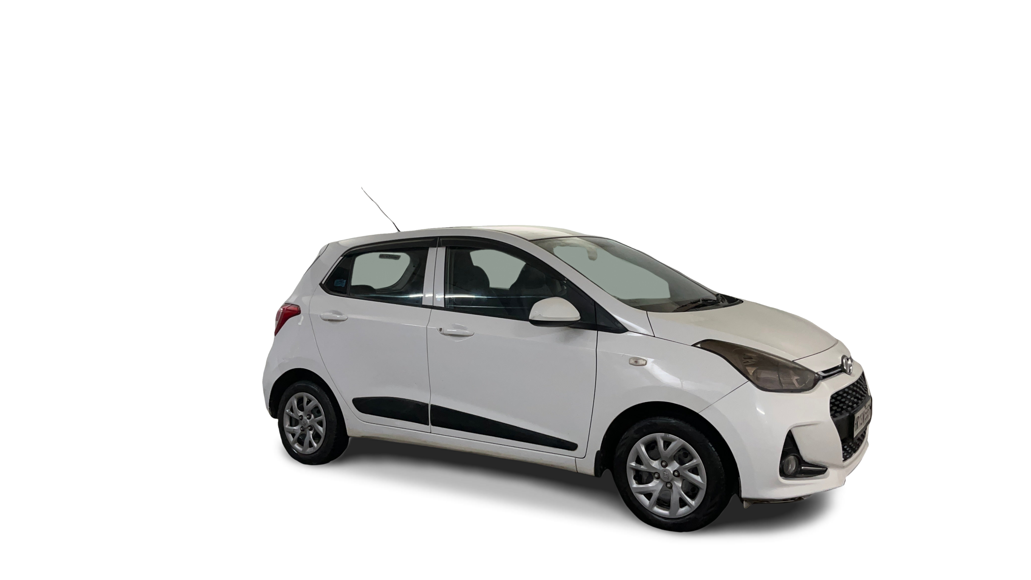 Hyundai Grand i10-img