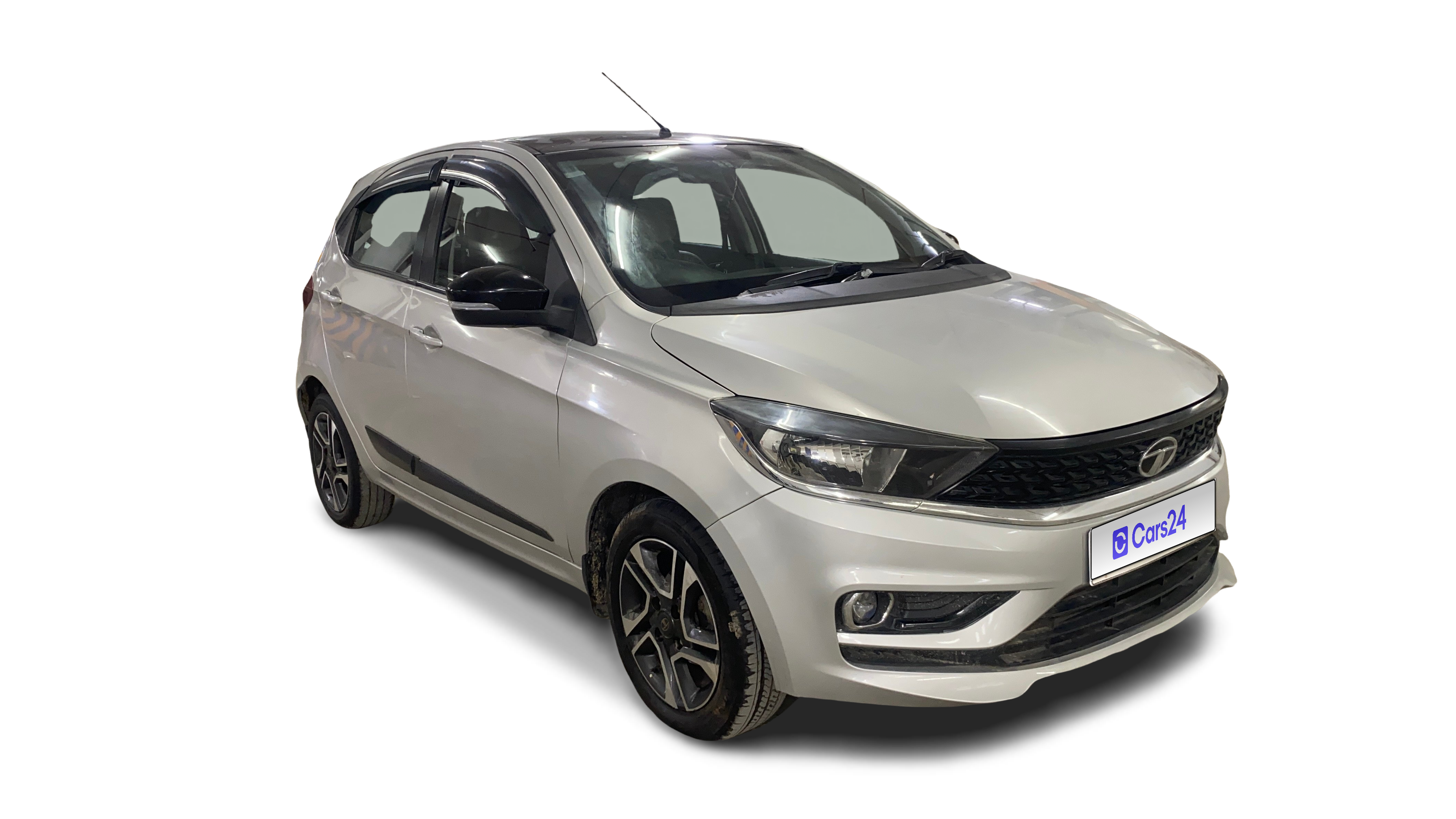 2020 Tata Tiago - Hatchback - Petrol - Manual - ₹4.45 lakh