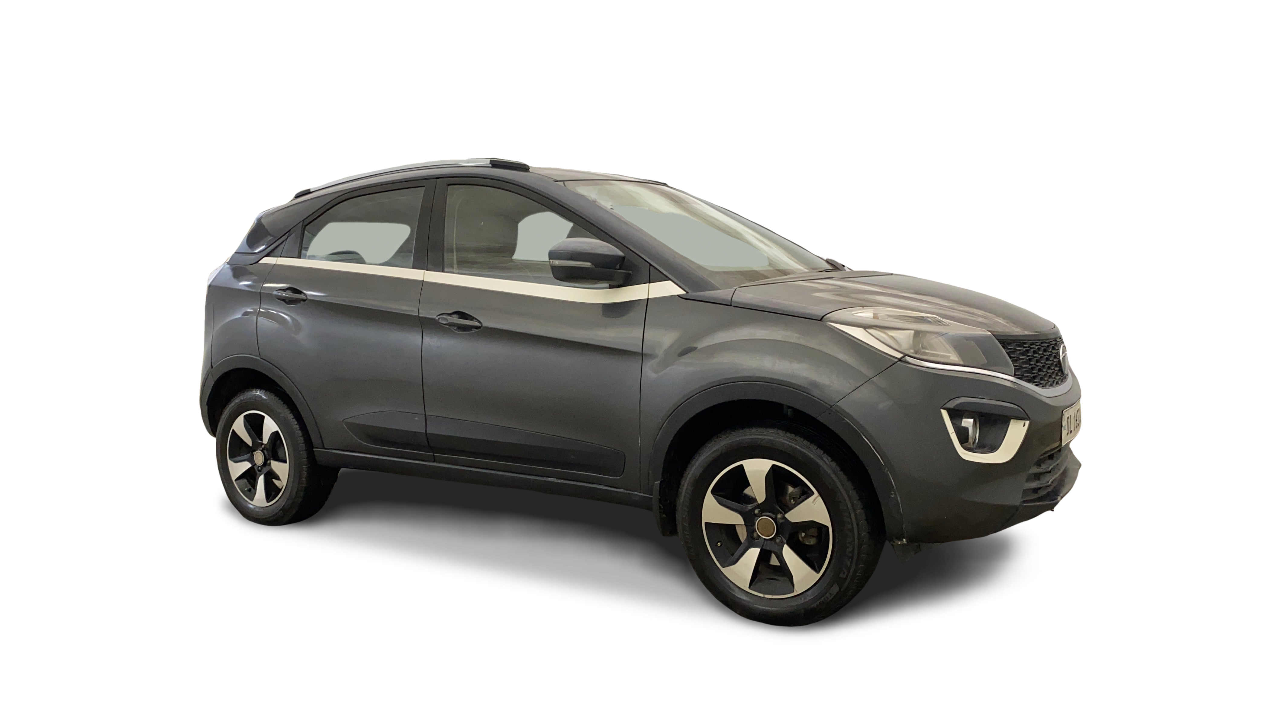 Tata NEXON-img