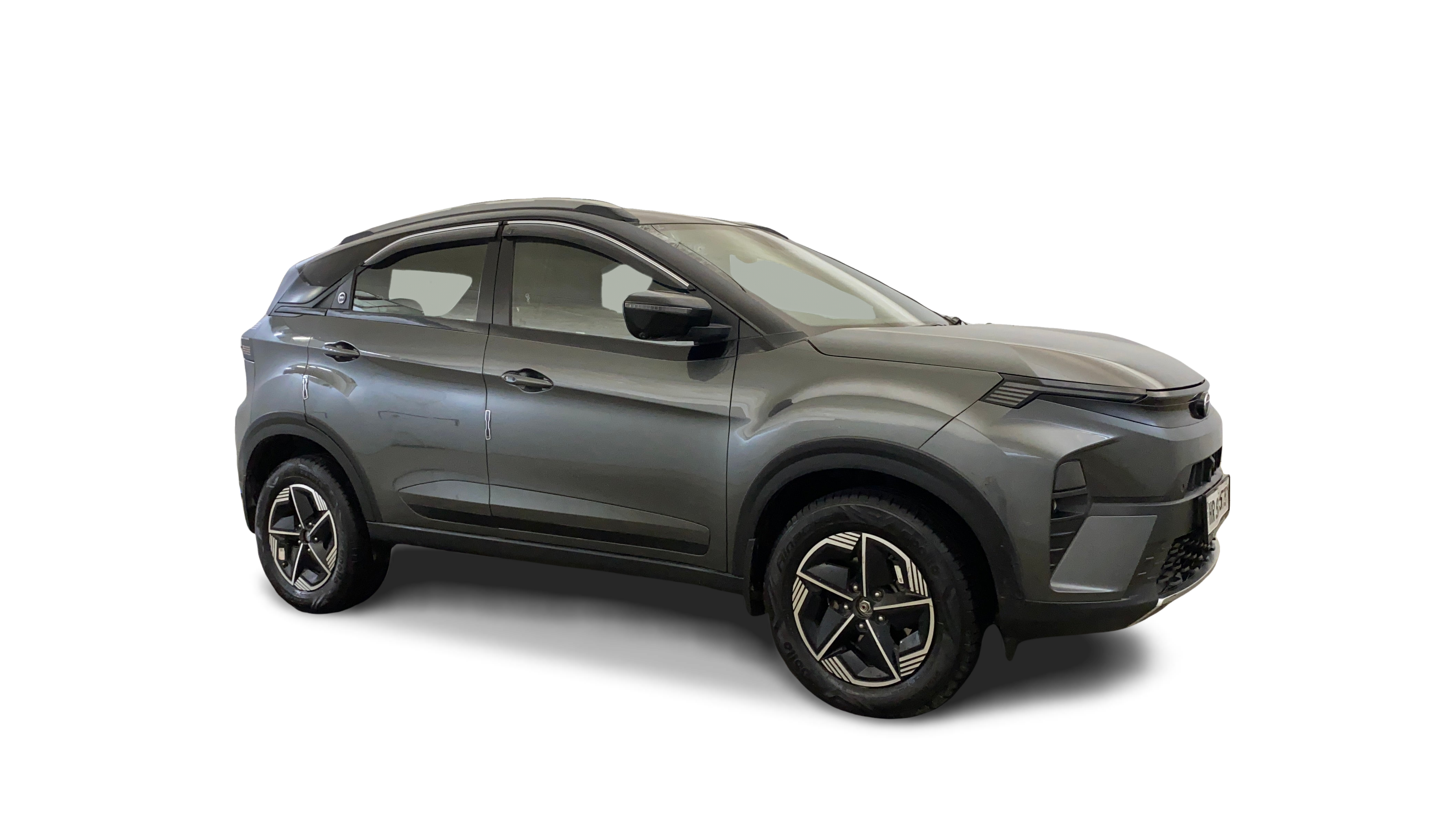 Tata NEXON-img