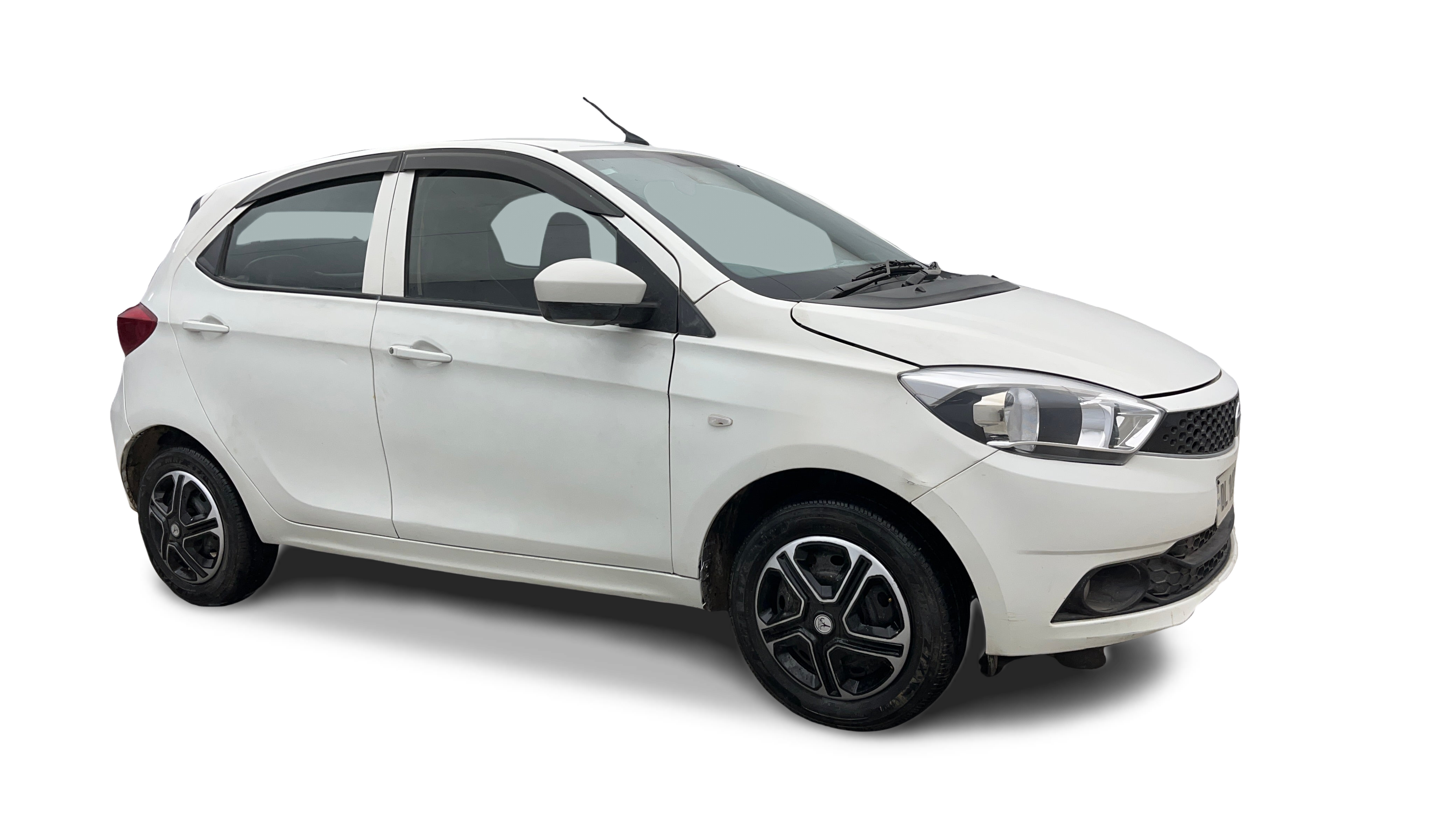 Tata Tiago-img